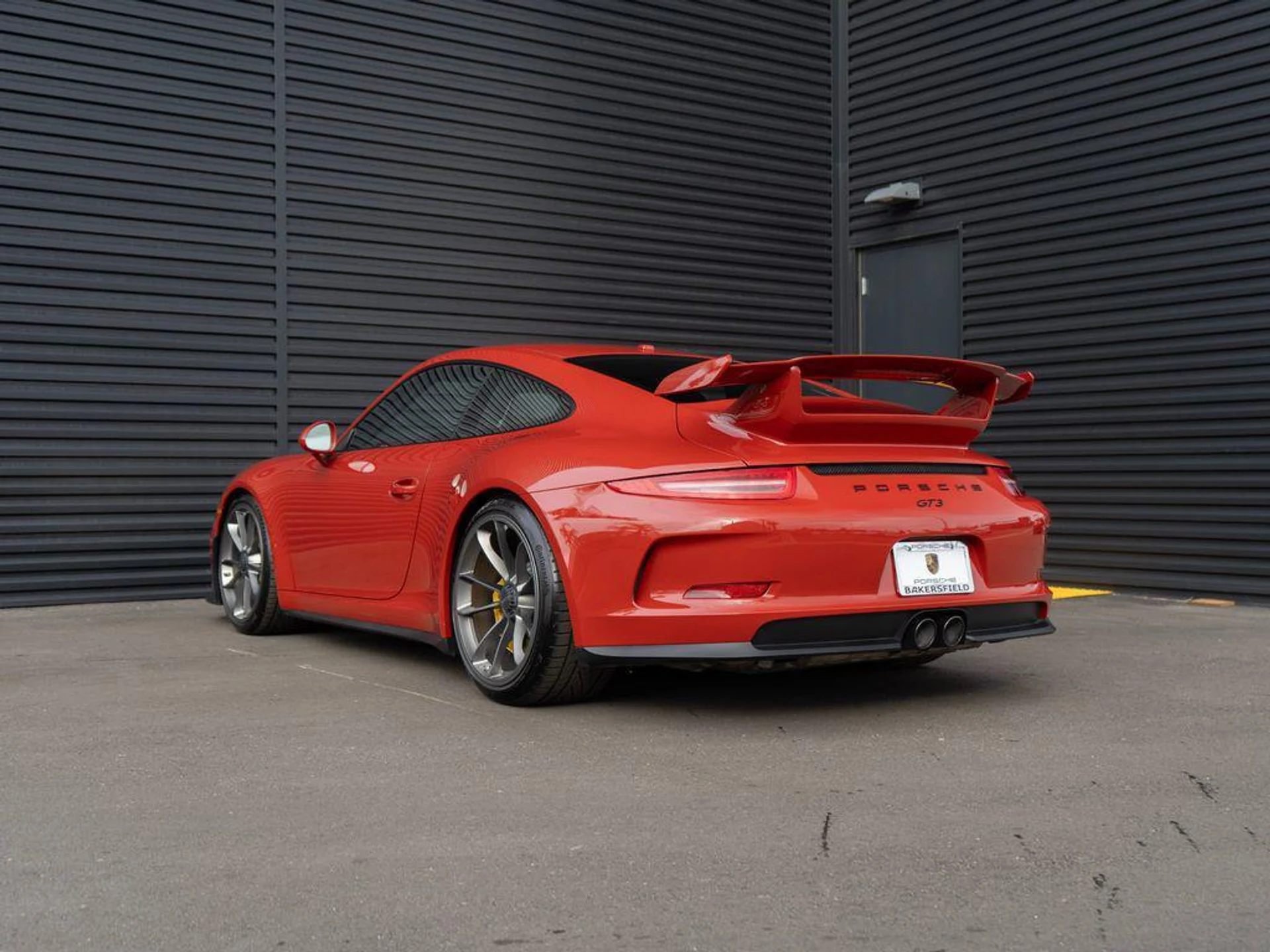 mph002_53183405_nv_Za210_Yx_F4_Xn_Gfx_EK_Tlwln_Y_Le0_21426b841a