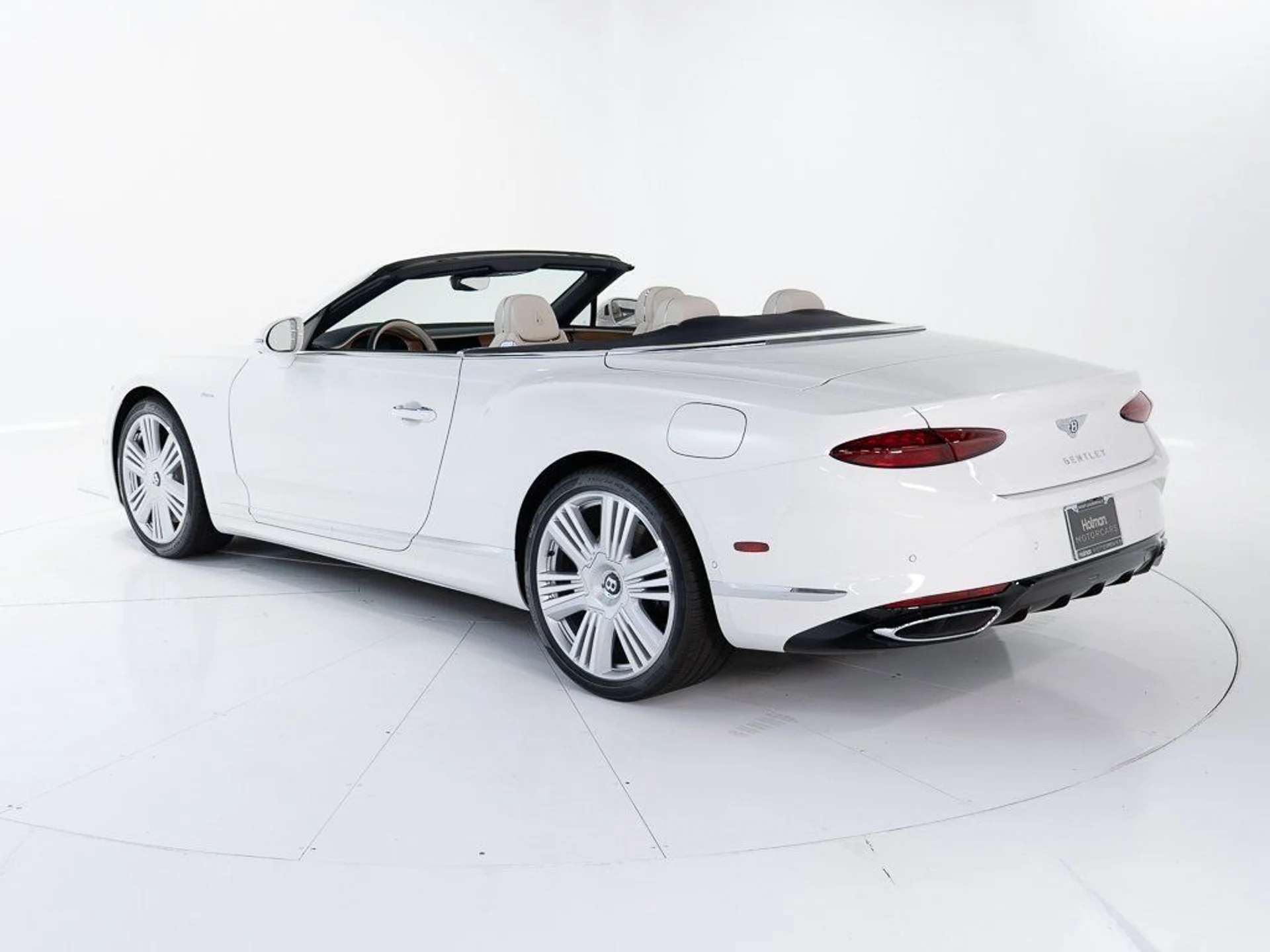 mph002_532718002_2ea2af2125f373d6a73eee02c340bf74_2157eb475e