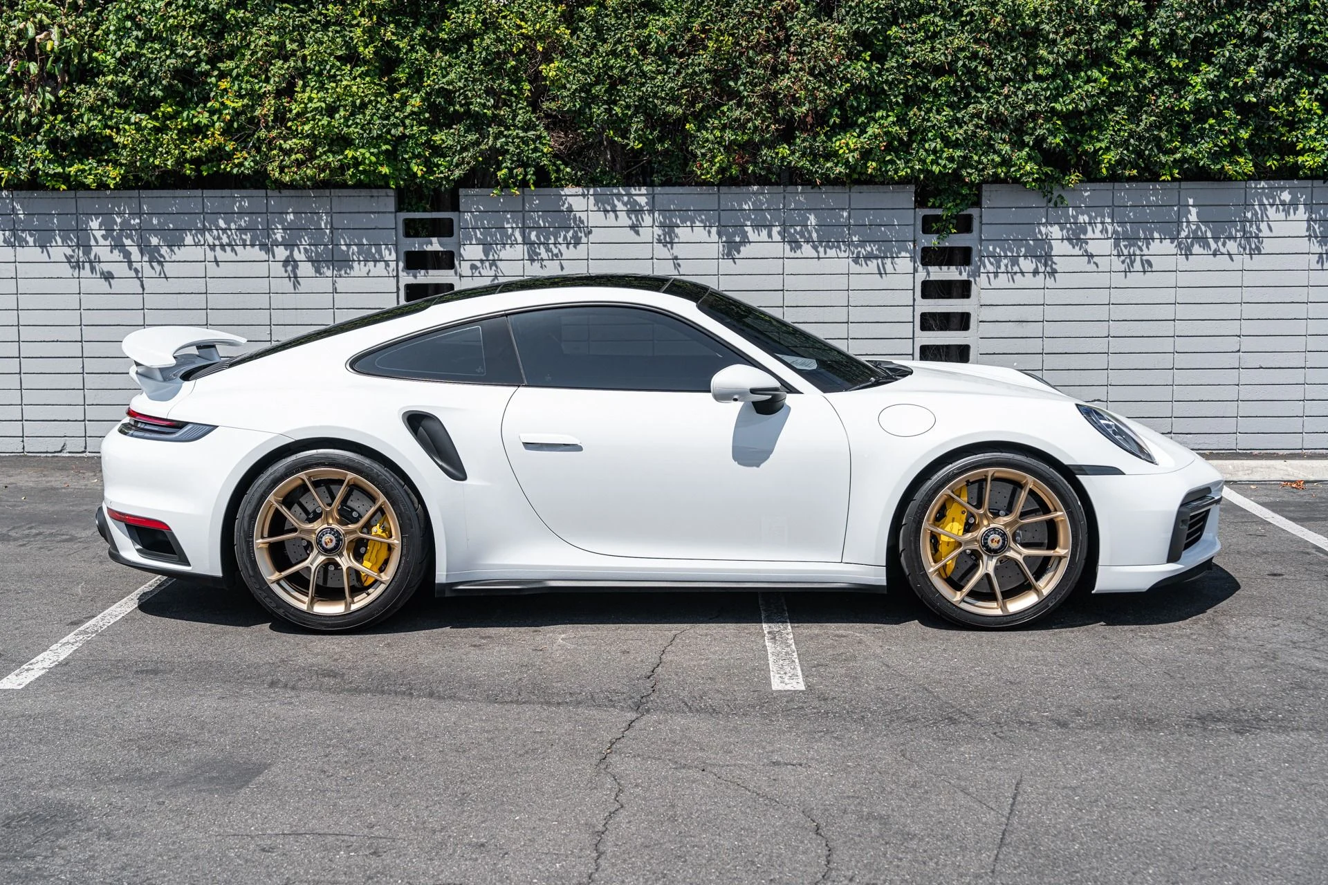 mph002_533460145_Used_2022_Porsche_911_Turbo_S_1755025952_28d68da50a