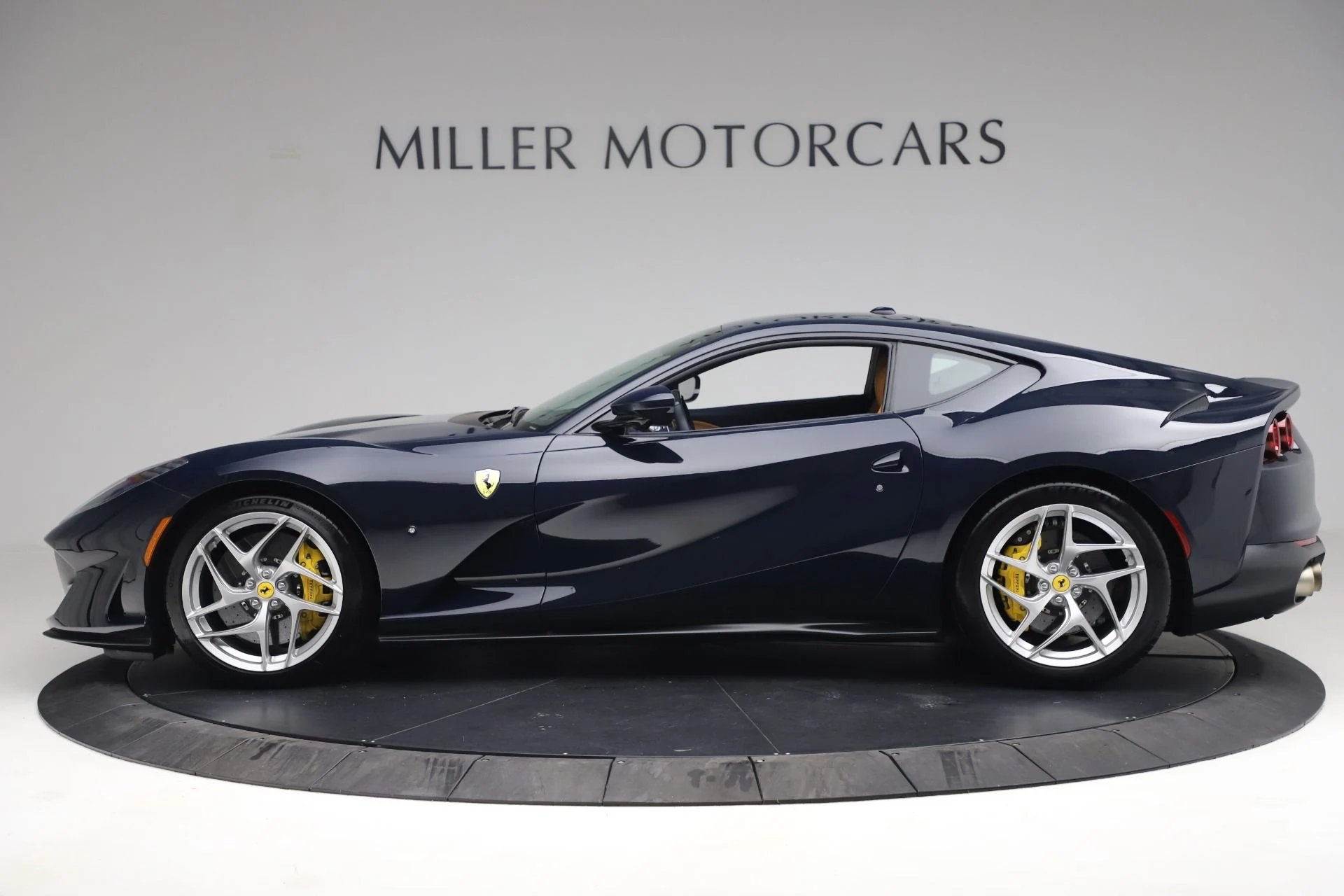 mph002_533523949_Used_2020_Ferrari_812_Superfast_1622641903_10d23b8fcd