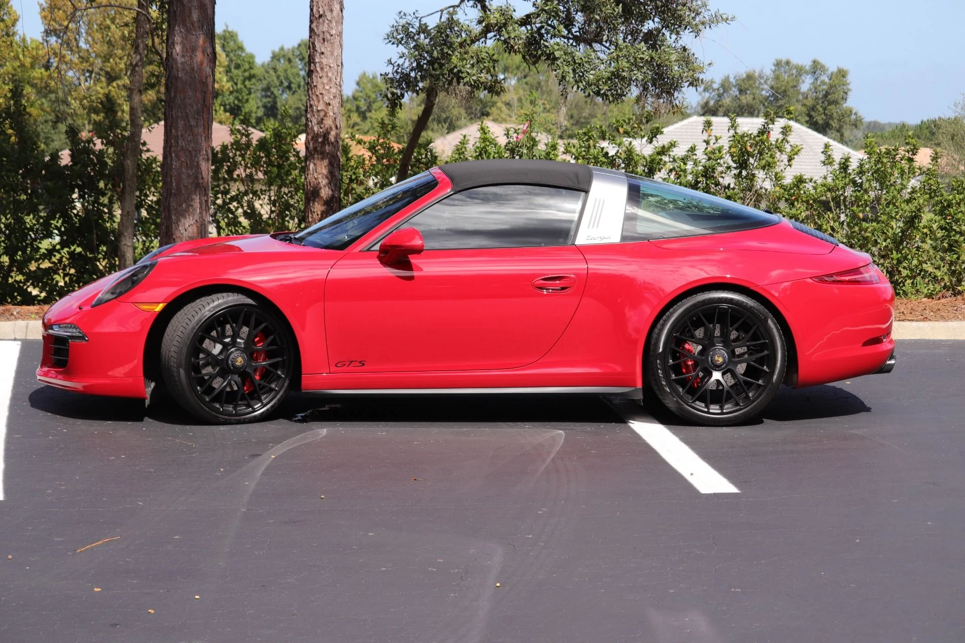 mph002_541458520_Used_2016_Porsche_911_Targa_4_GTS_1791582936_60c0d596e9