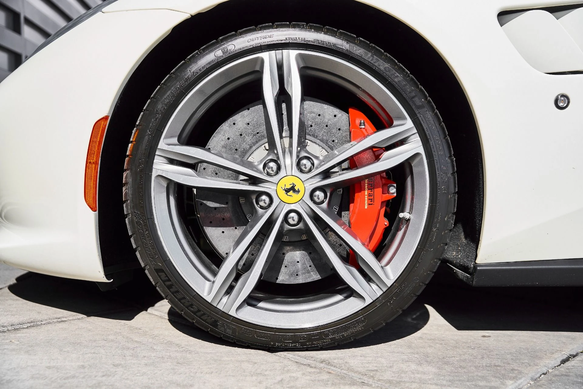 mph002_545492537_Used_2019_Ferrari_GTC_4_Lusso_V12_1771467669_84aea31a82