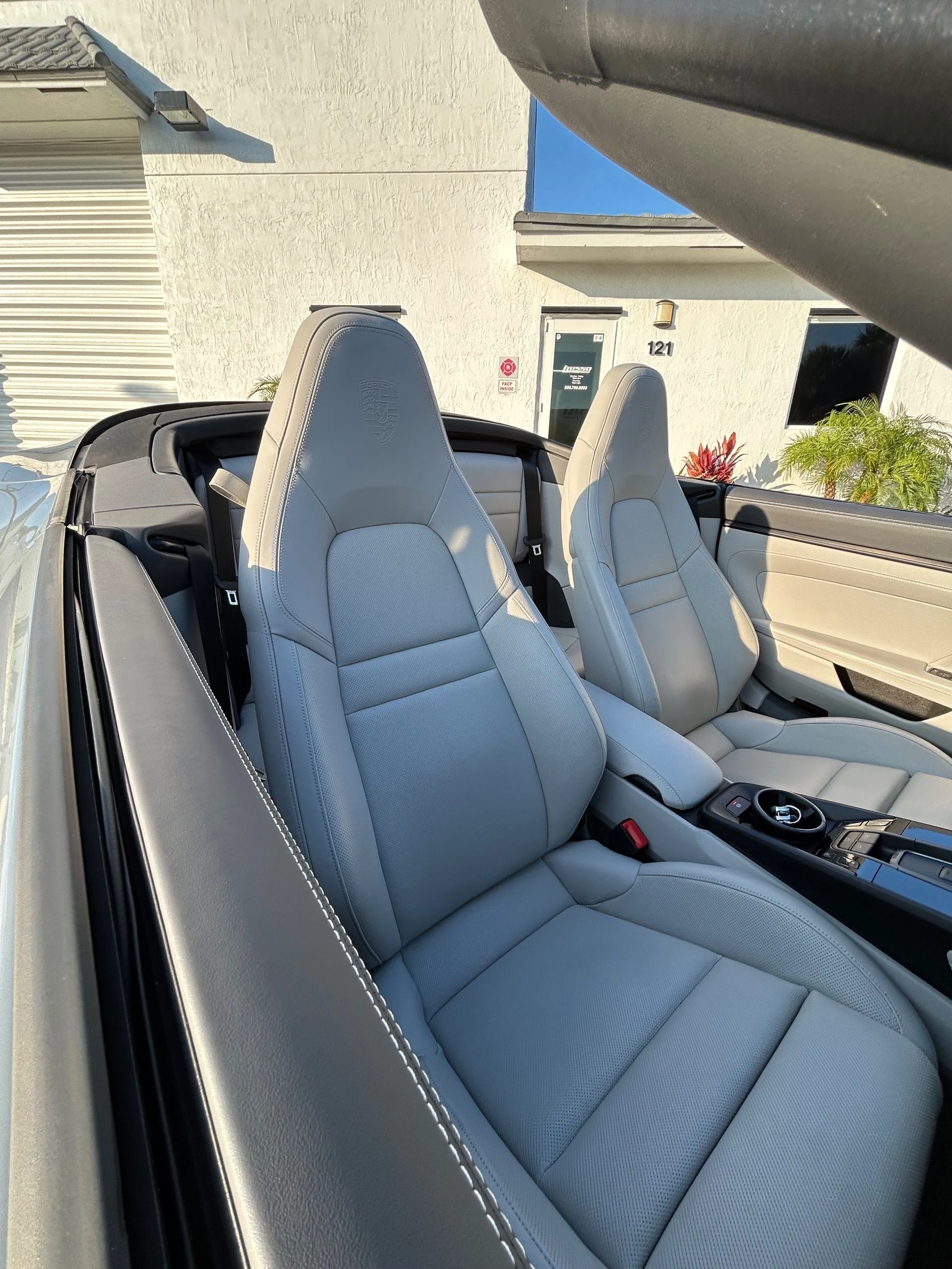 mph002_546536092_Used_2024_Porsche_911_Carrera_GTS_1764869686_fd4a661d9d