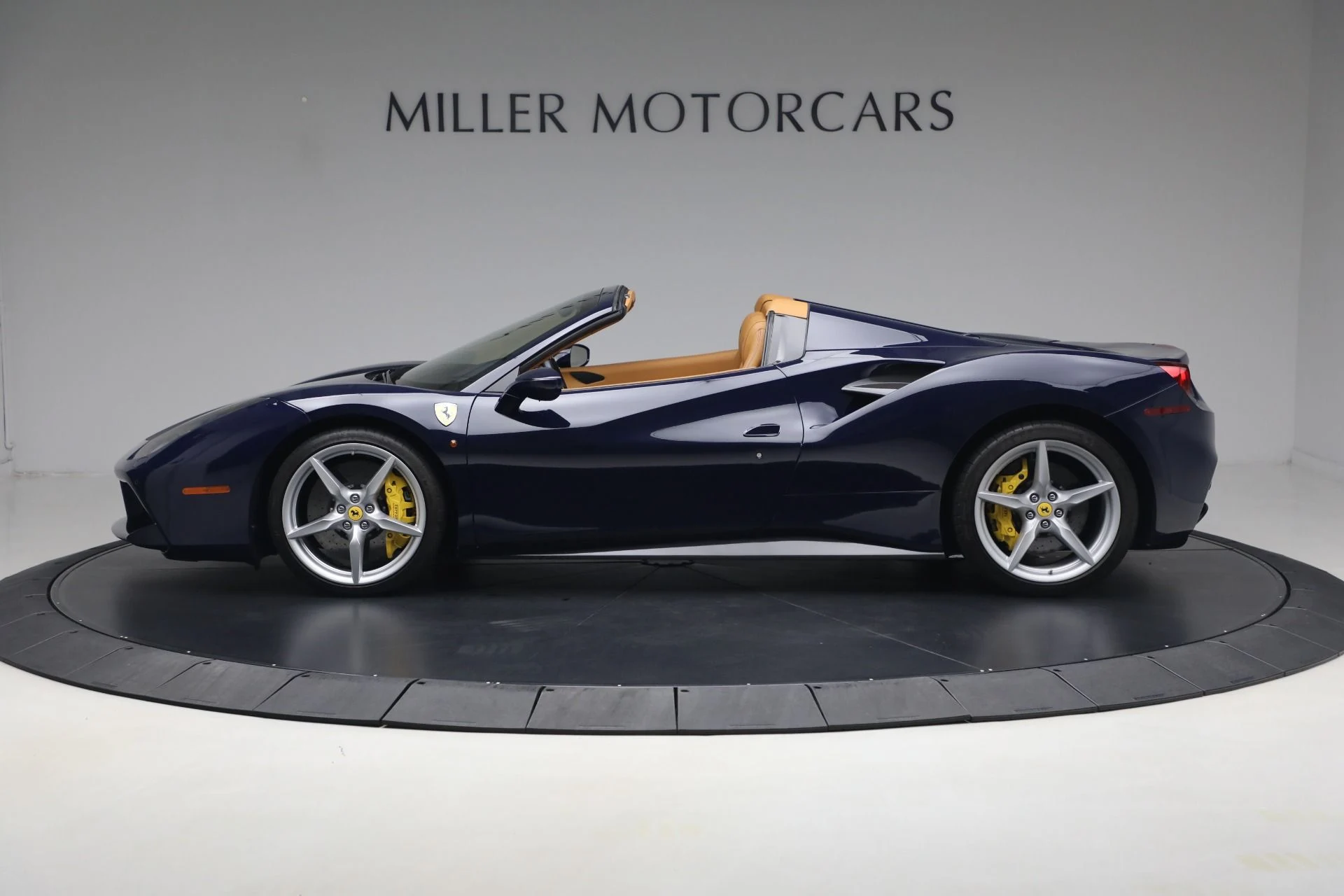 mph002_550562781_Used_2017_Ferrari_488_Spider_1781020224_583becb52c