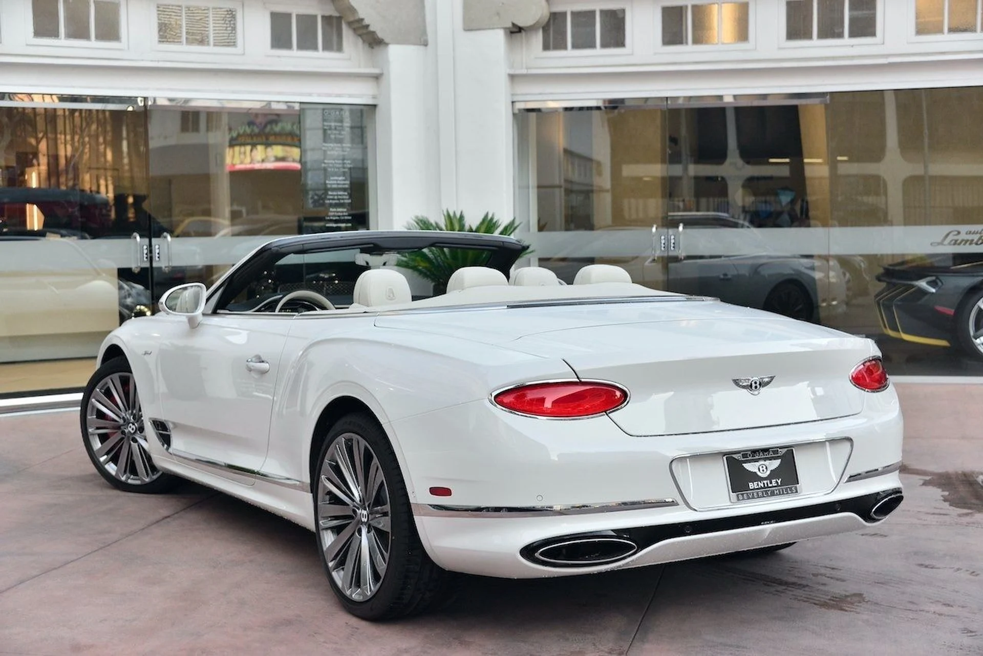 mph002_551553231_34987e00dde685c8ccad5b6df8411082x_e53df6a489