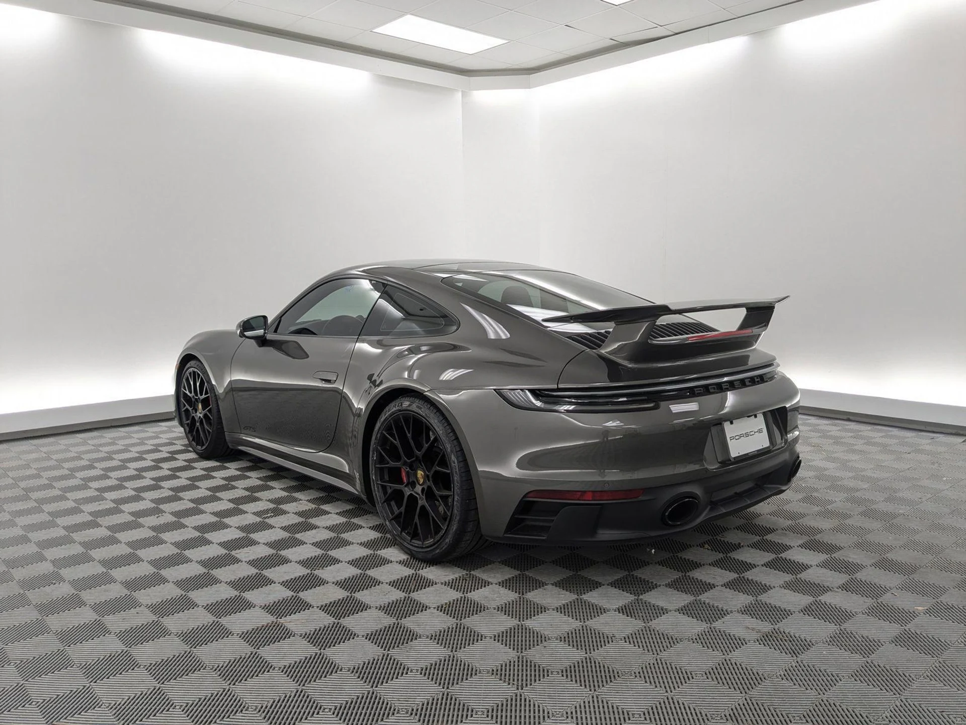 mph002_552585076_b456bbc997af37a6e456cb6f806d172bx_51368e1301