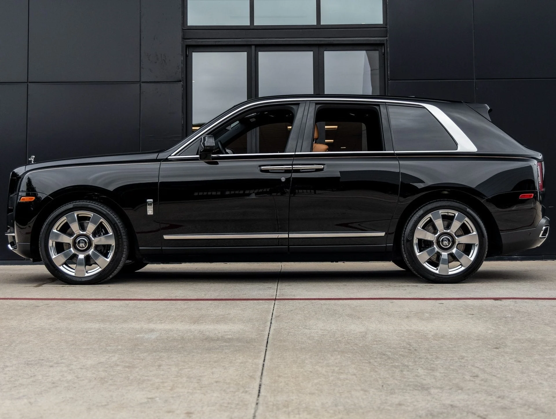 mph002_555811333_3_e64f605479