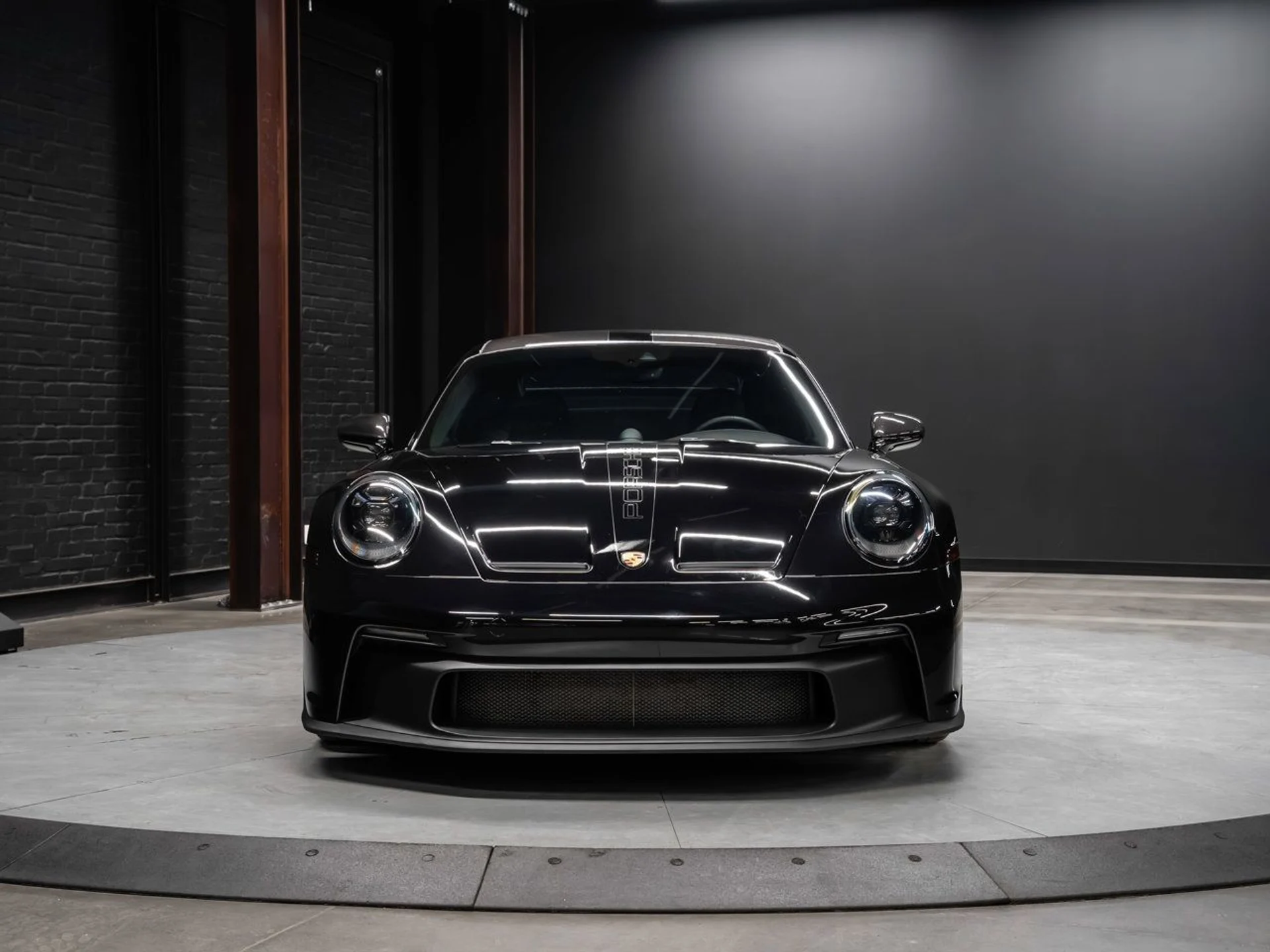 mph002_556401567_porsche_911_2022_195bd41cb3