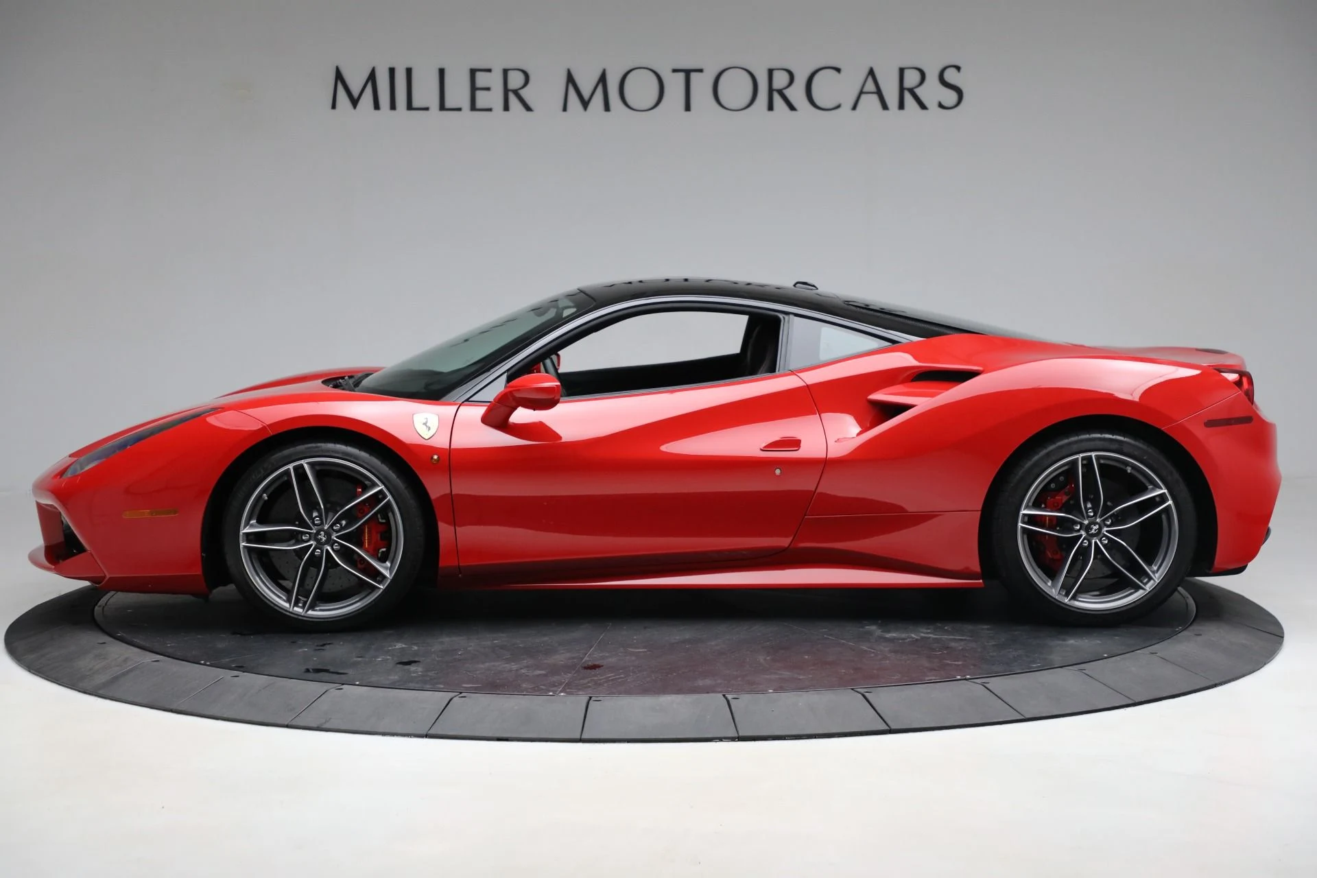 mph002_573467522_Used_2018_Ferrari_488_GTB_1784751136_0183e12911