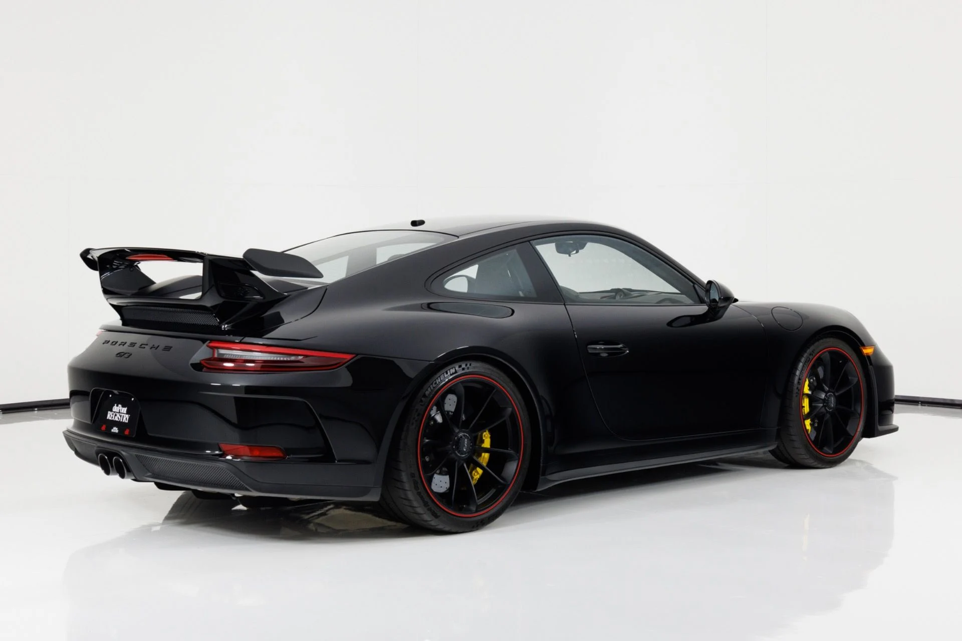 mph002_576158530_Used_2018_Porsche_911_GT_3_1781025605_4eb9f51351