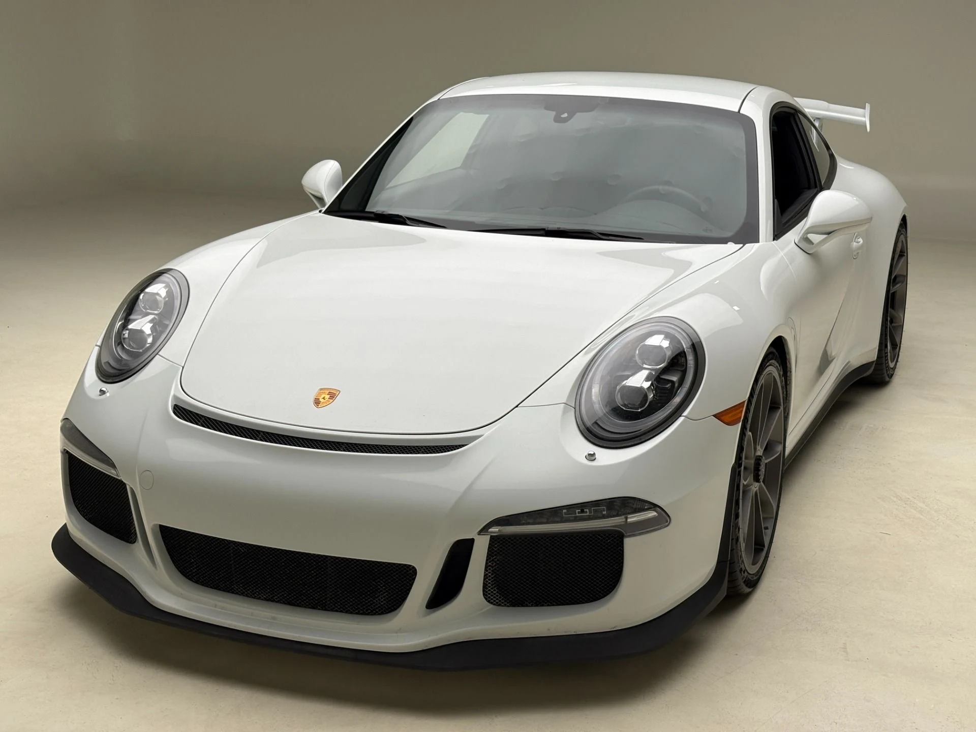 mph002_576355793_Used_2015_Porsche_911_GT_3_1777923551_b54314eef3