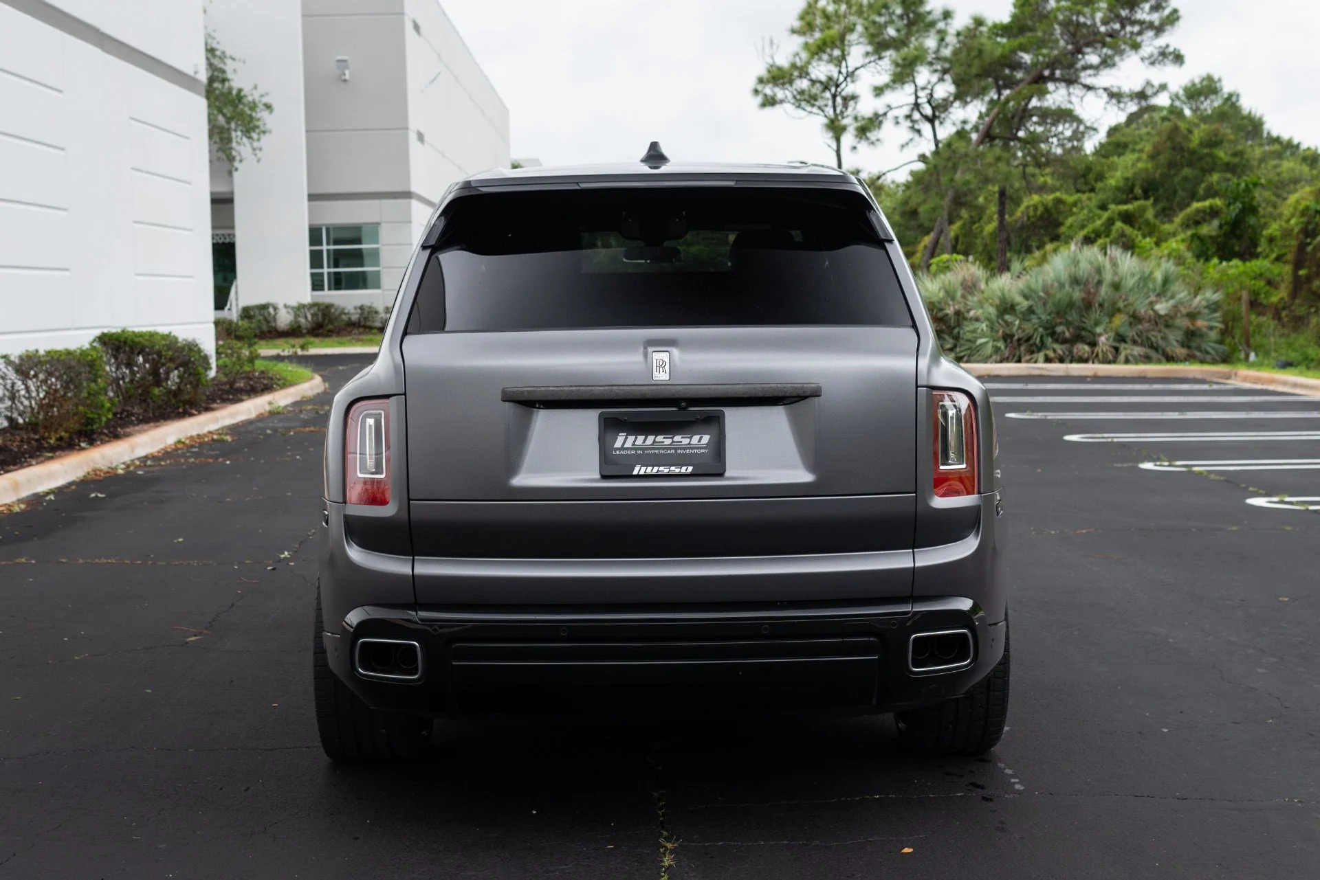 mph002_576567151_Used_2020_Rolls_Royce_Cullinan_1775753700_13657f100a