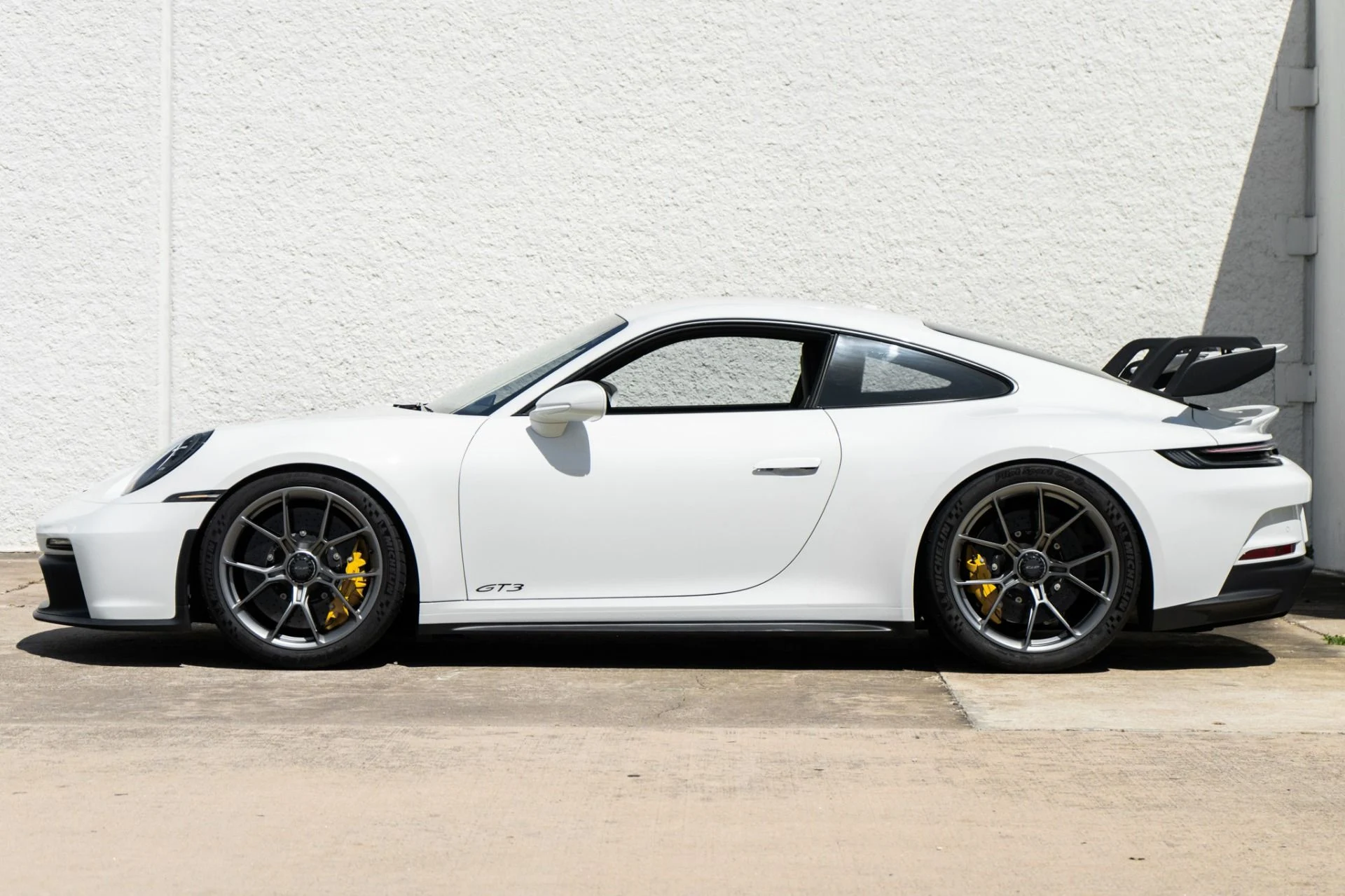 mph002_589217685_Used_2022_Porsche_911_GT_3_1787176575_9139797b4b