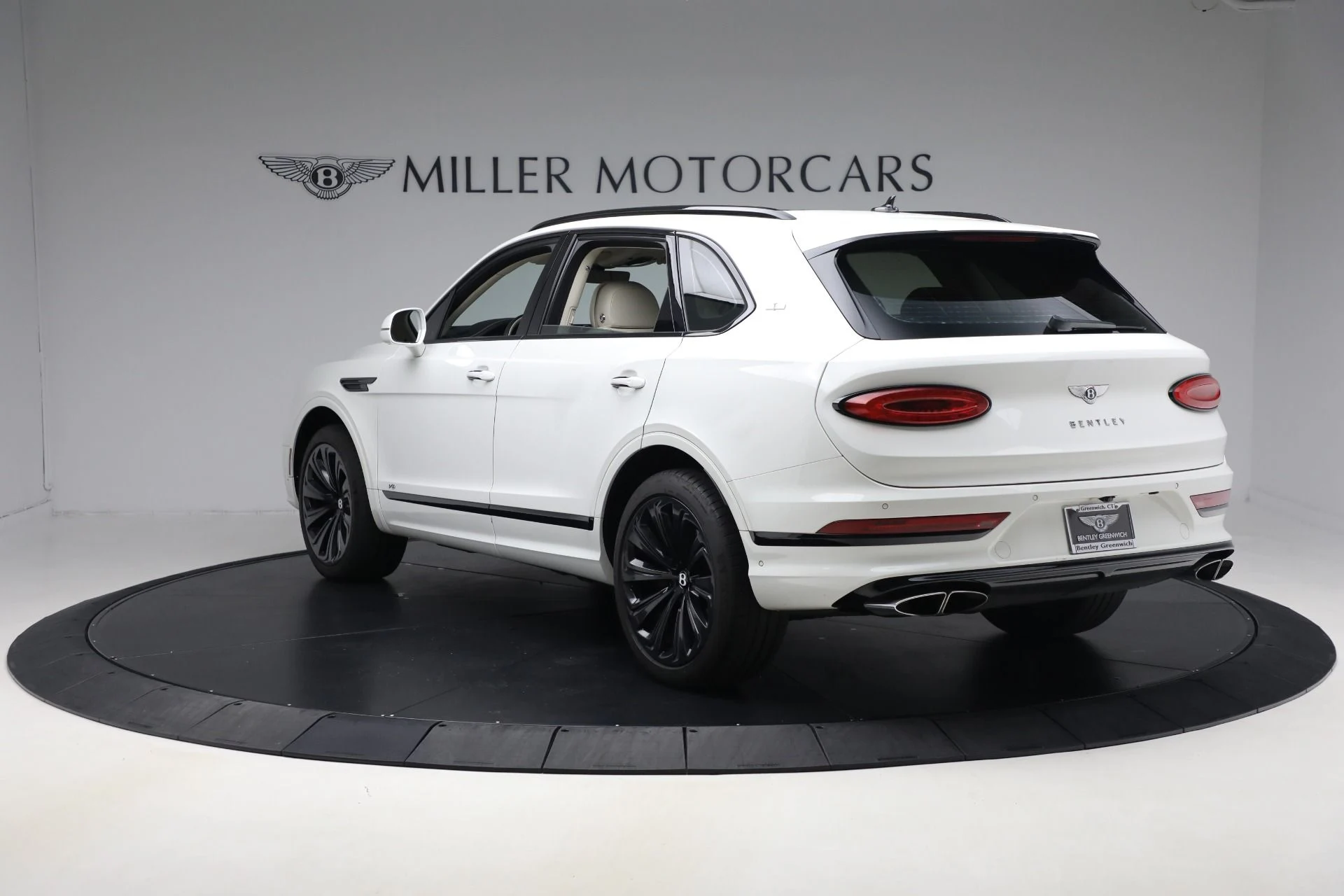 mph002_592184385_Used_2021_Bentley_Bentayga_First_Edition_V8_c85697a731