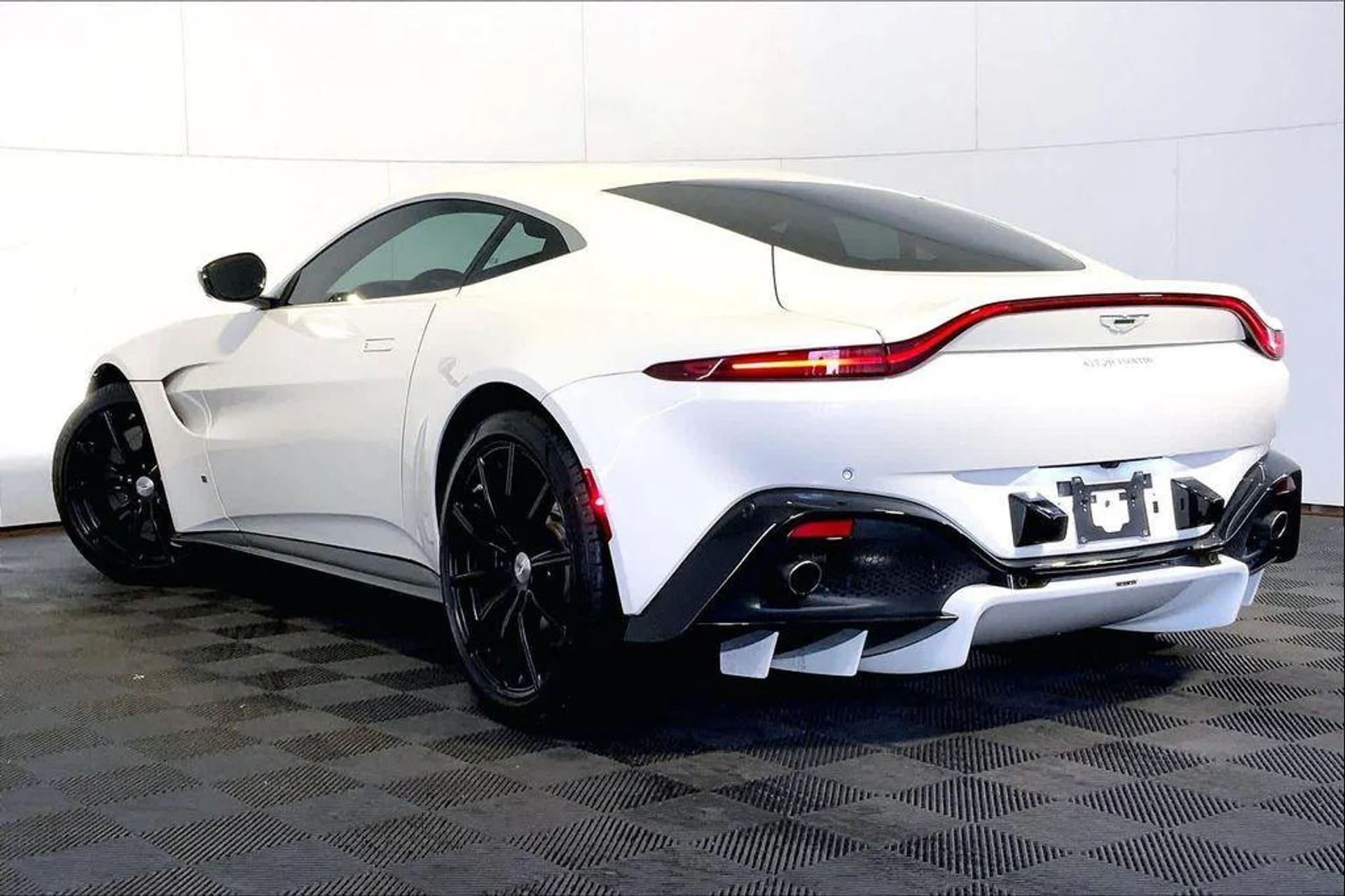 mph002_592871637_Rikm_O0630n_Jxm_ZY_Lh9_G_Asf8lof_A_247083e445