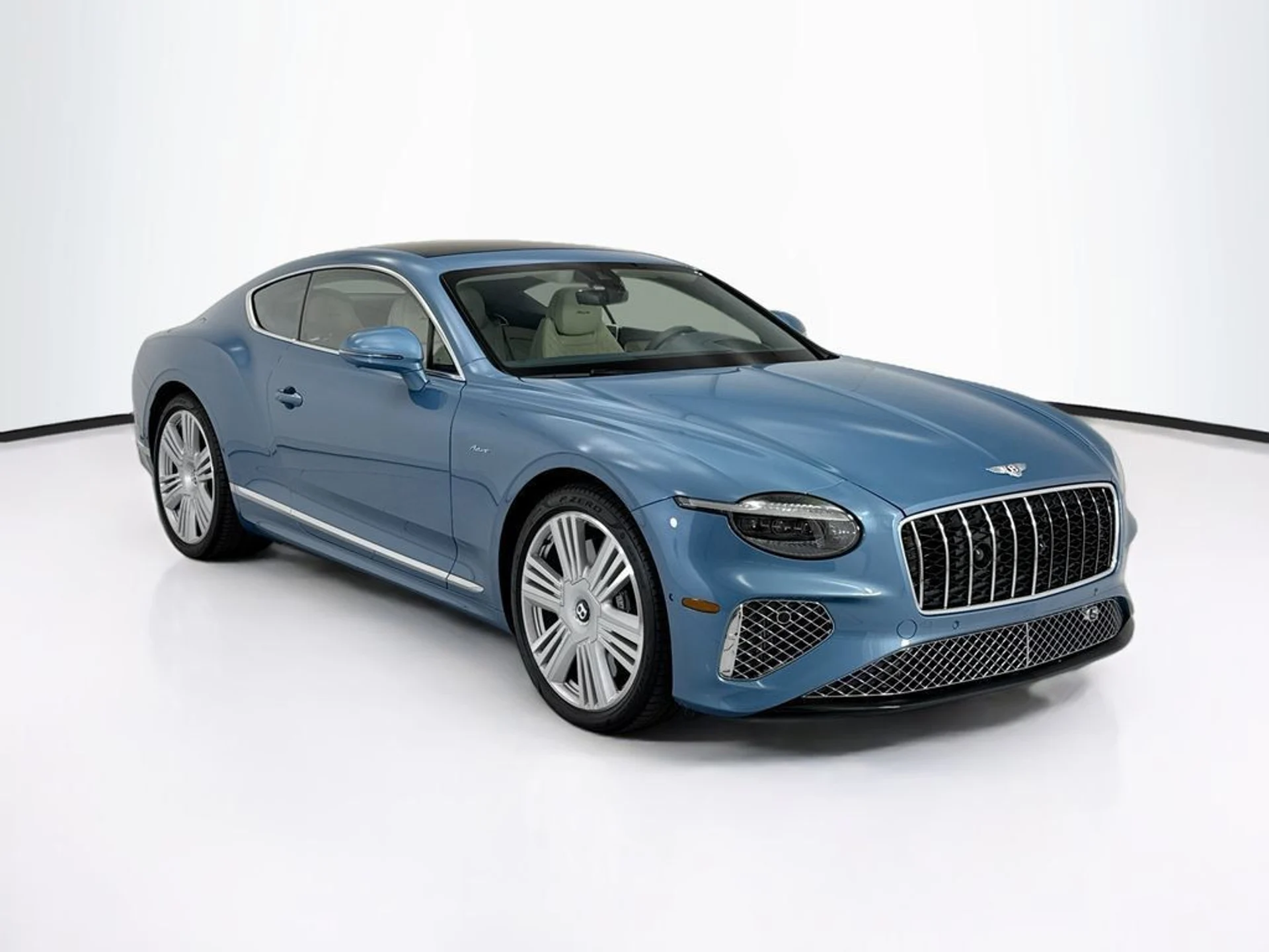 mph002_595566850_used_2026_bentley_azure_8119_23037217_3_1024_6c05247976