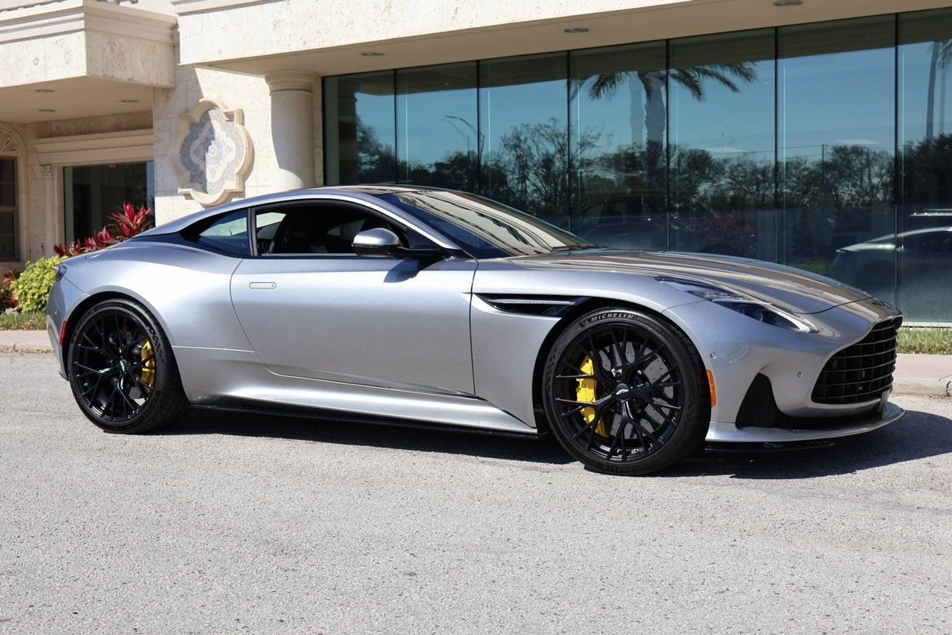 mph002_606388566_3_16e84be956