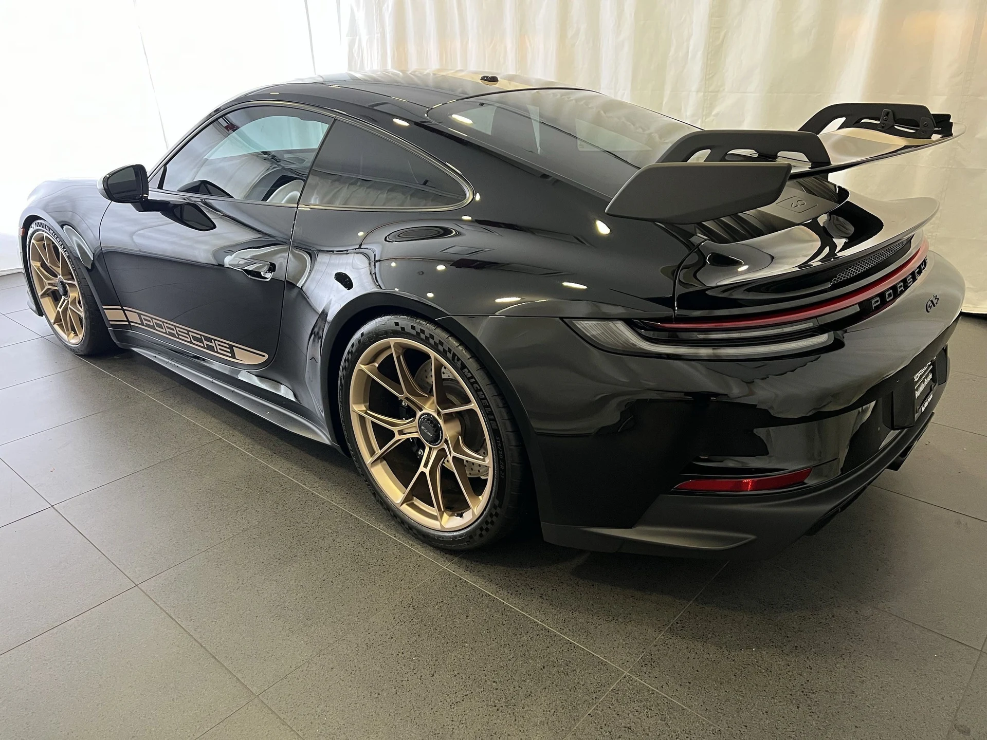 mph002_609384771_b0f0c6f5516ec9792598a2873d4a05a2x_c9cec31cbf