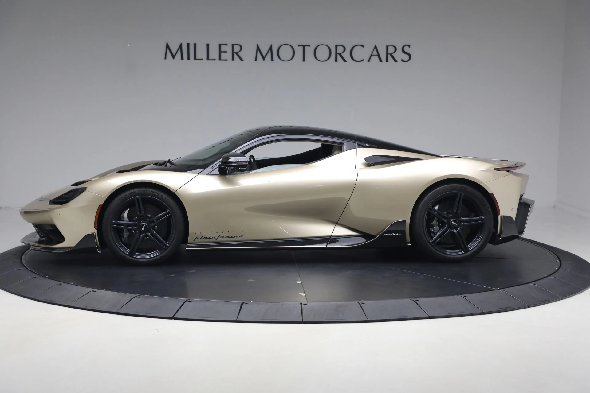 mph002_617883919_Used_2022_Pininfarina_Battista_1778698893_8ca0f89a2b