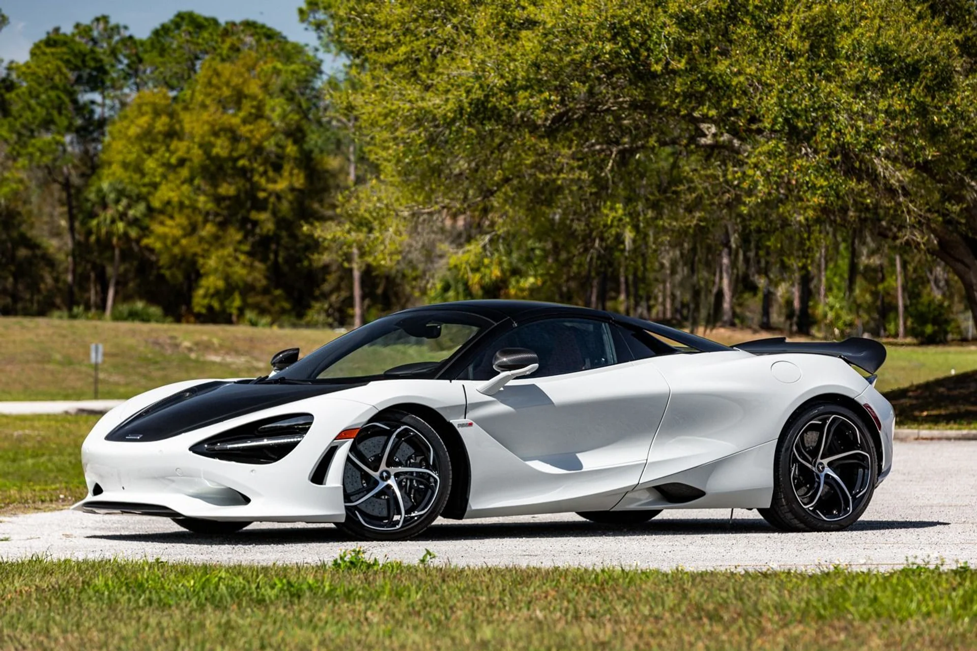 mph002_622074148_Used_2024_Mc_Laren_750_S_Spider_e05768fda1