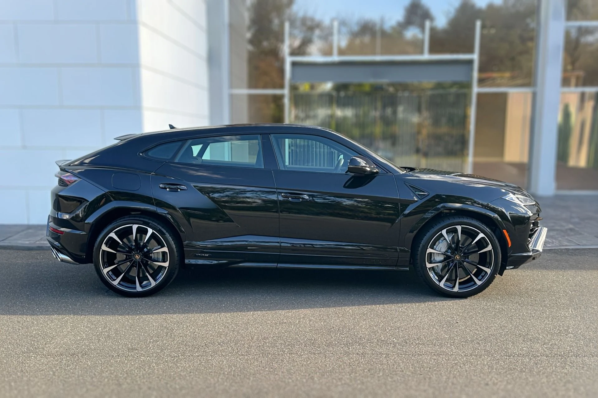 mph002_62653408_New_2026_Lamborghini_Urus_SE_1791809466_673a61fdd9