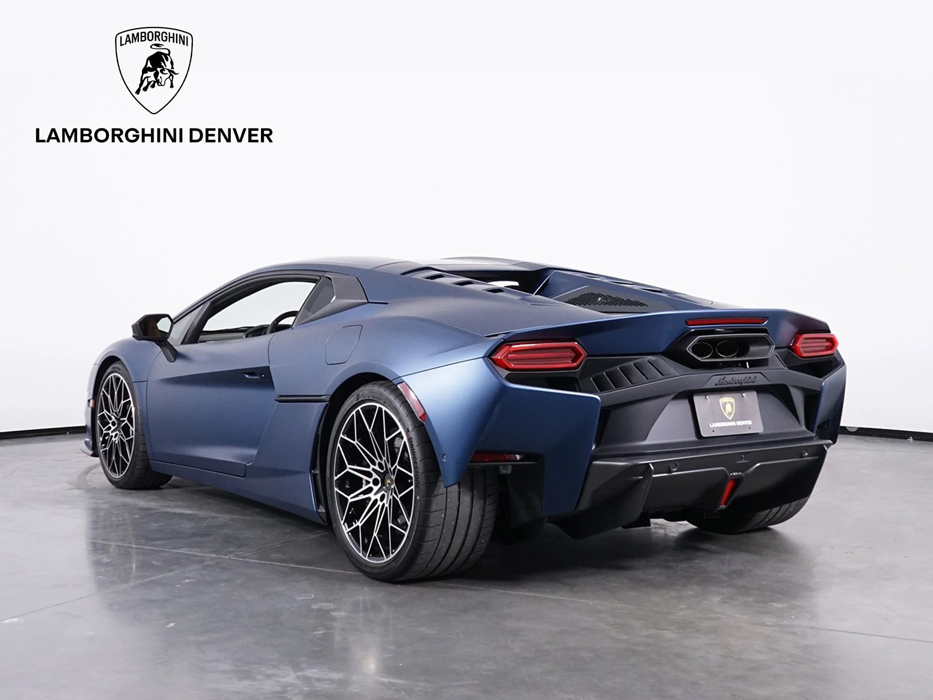 mph002_626715241_1d8e5f9487884a76de04c7d2aafaa477x_bd51e361a2