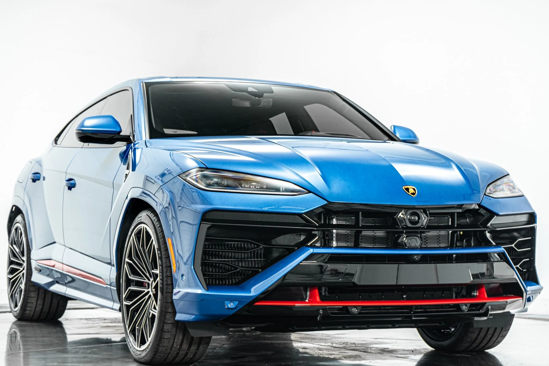 mph002_629171684_Used_2025_Lamborghini_Urus_SE_Bang_and_Olufsen_Audio_Two_Tone_Interior_789_Horsepower_1773150487_fbd73141ba