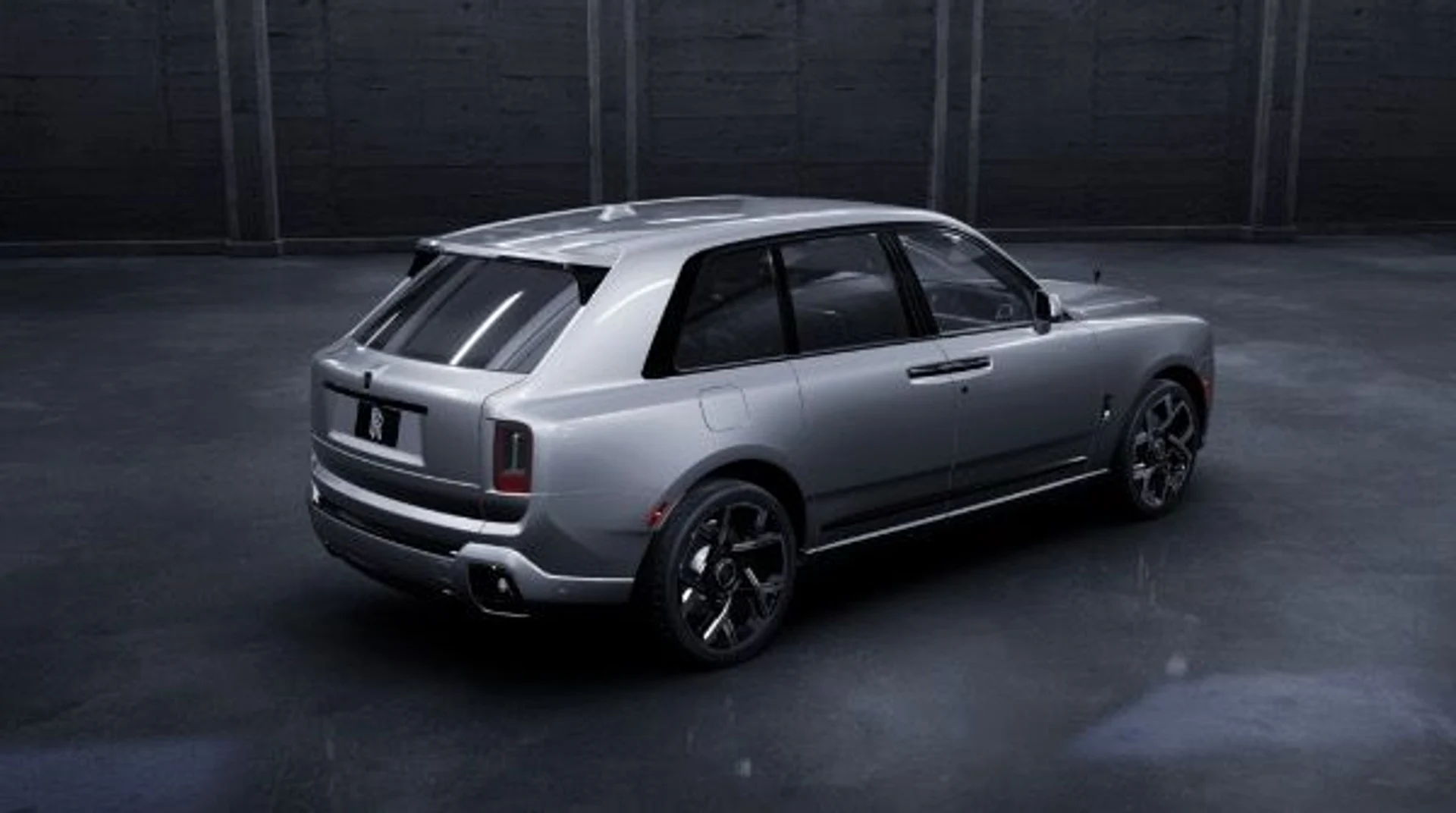 mph002_633721125_New_2027_Rolls_Royce_Black_Badge_Cullinan_470052dd3d