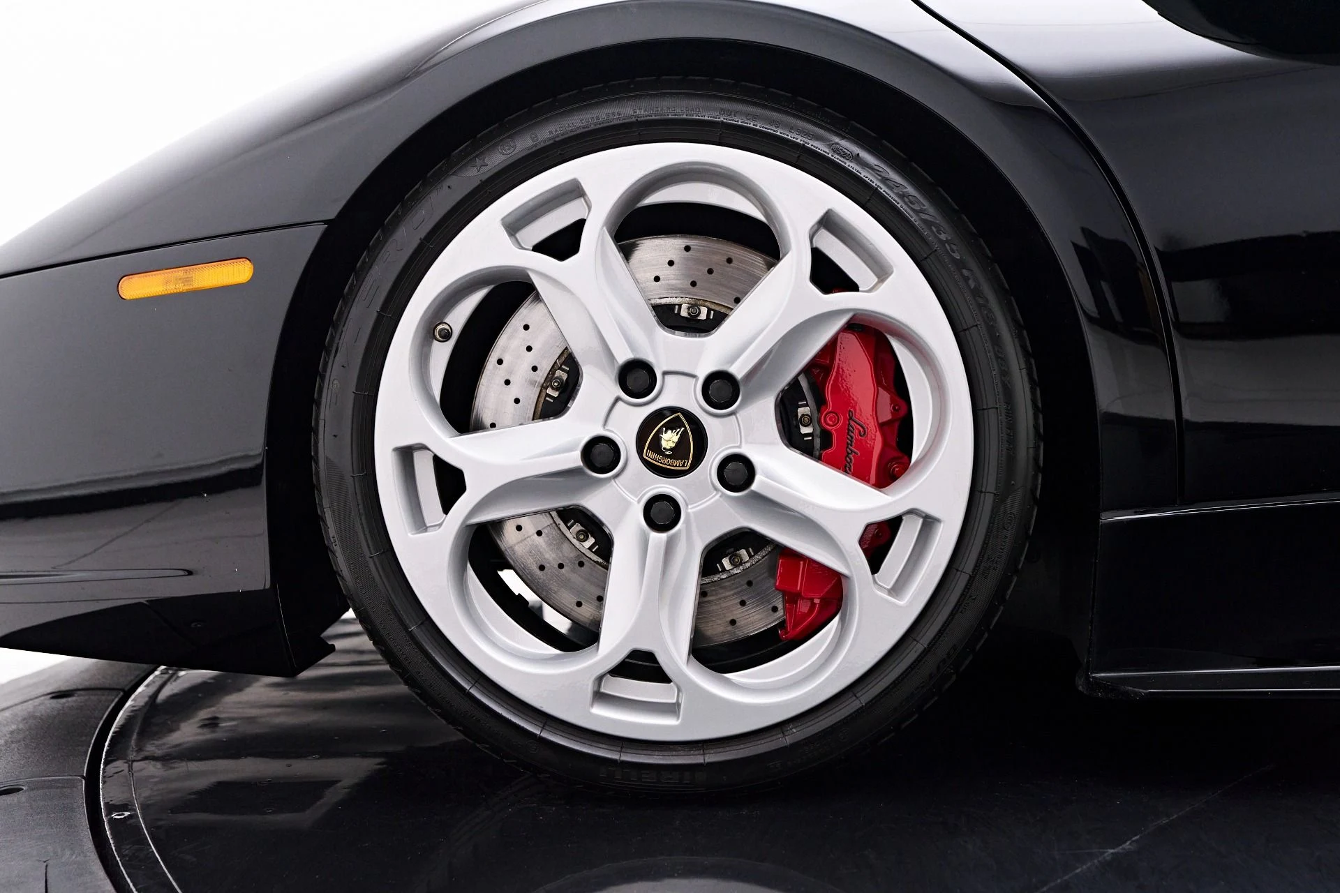 mph002_636085129_Used_2006_Lamborghini_Murcielago_Base_1753322496_3b4f71bbfb