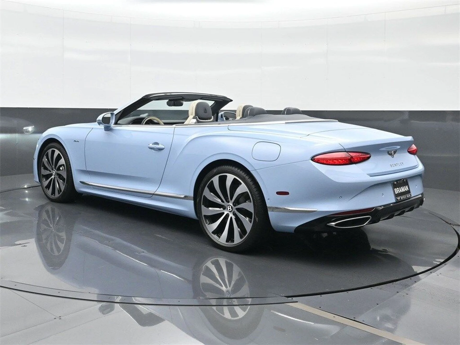 mph002_642284377_3c3c0a37a2602f96b0b2fbfc254143b0x_739dbba61e