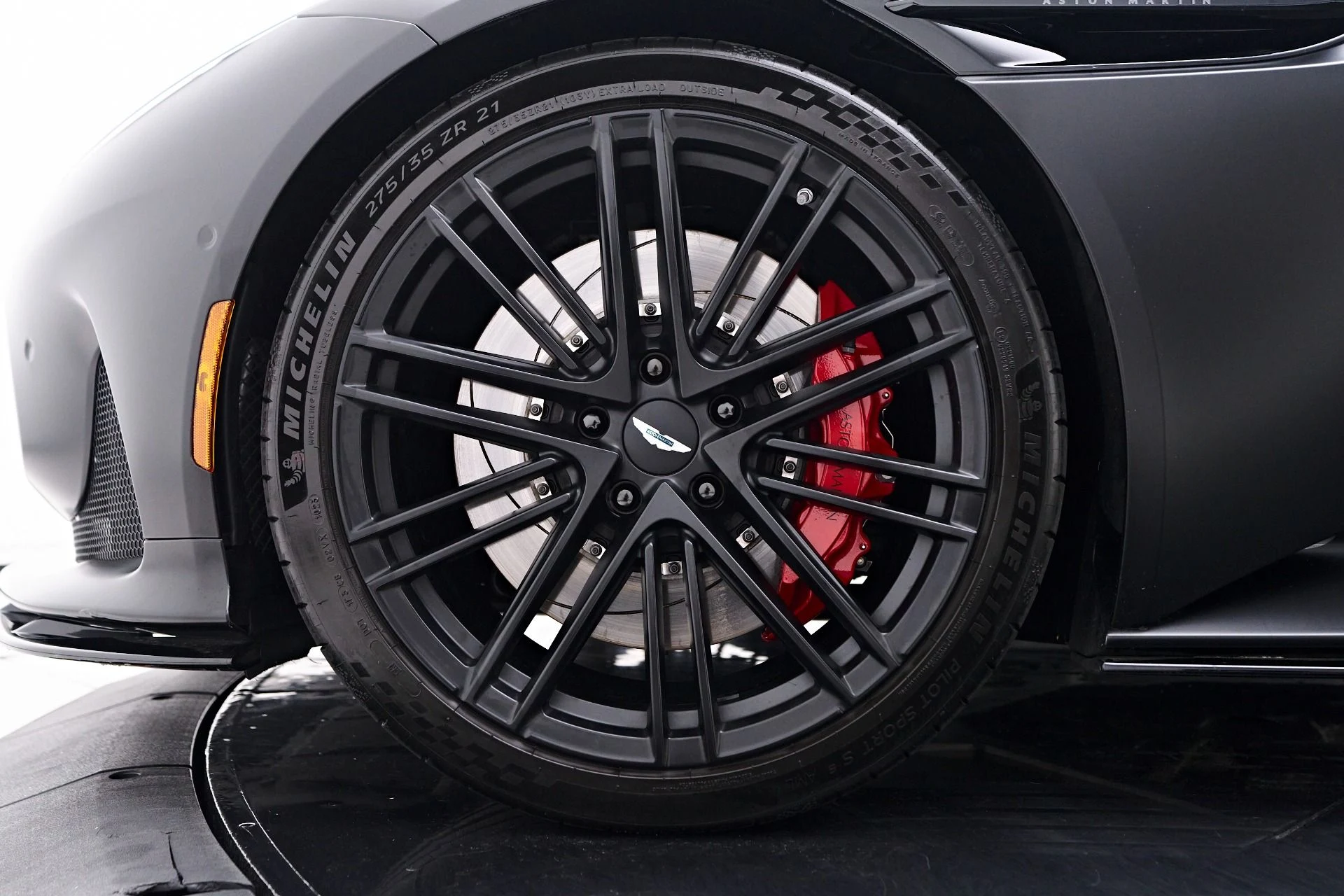 mph002_642382711_Used_2024_Aston_Martin_DB_12_1752612755_350c026e7c