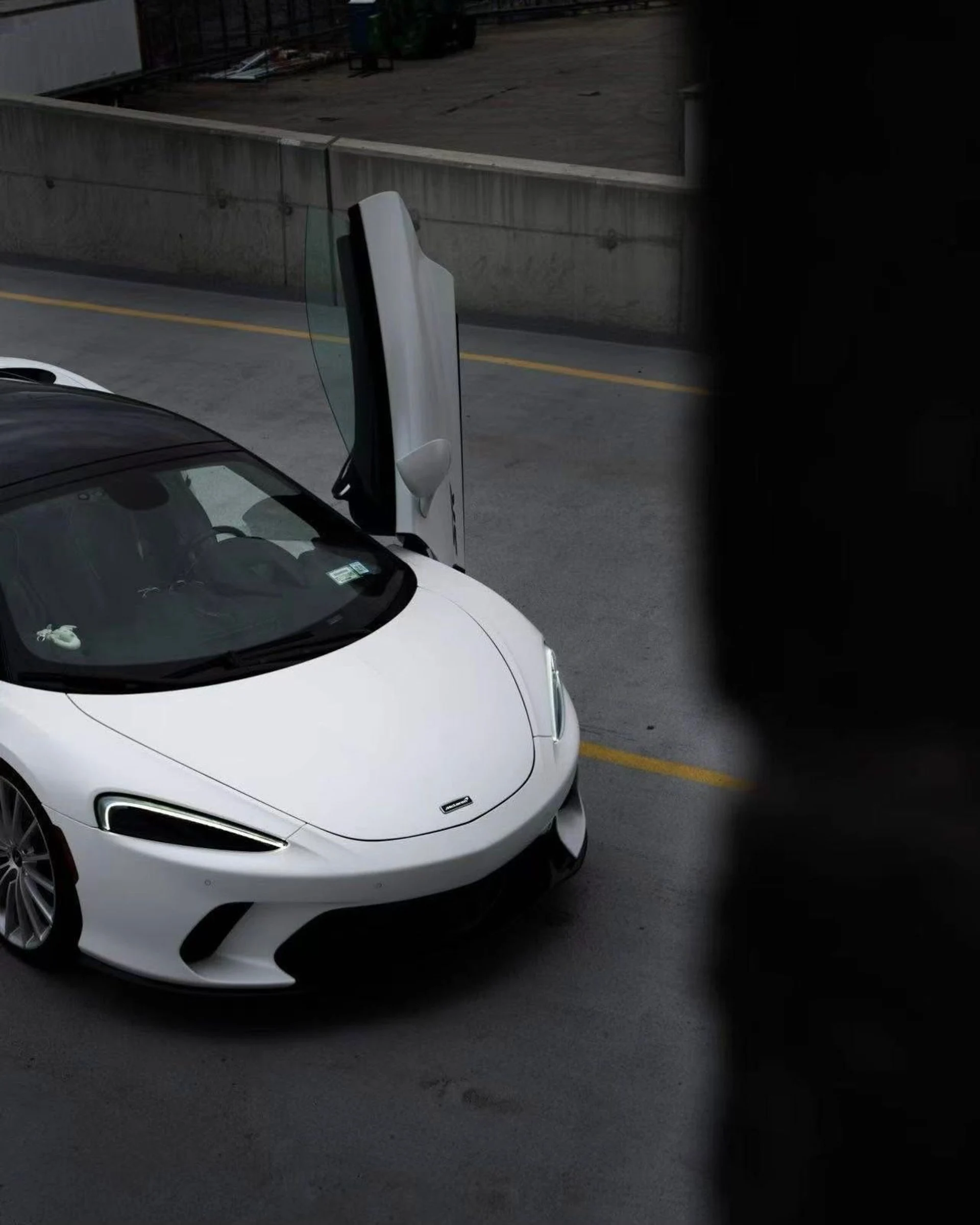 mph002_652799509_Used_2020_Mc_Laren_GT_1750103303_aa50fca8e1