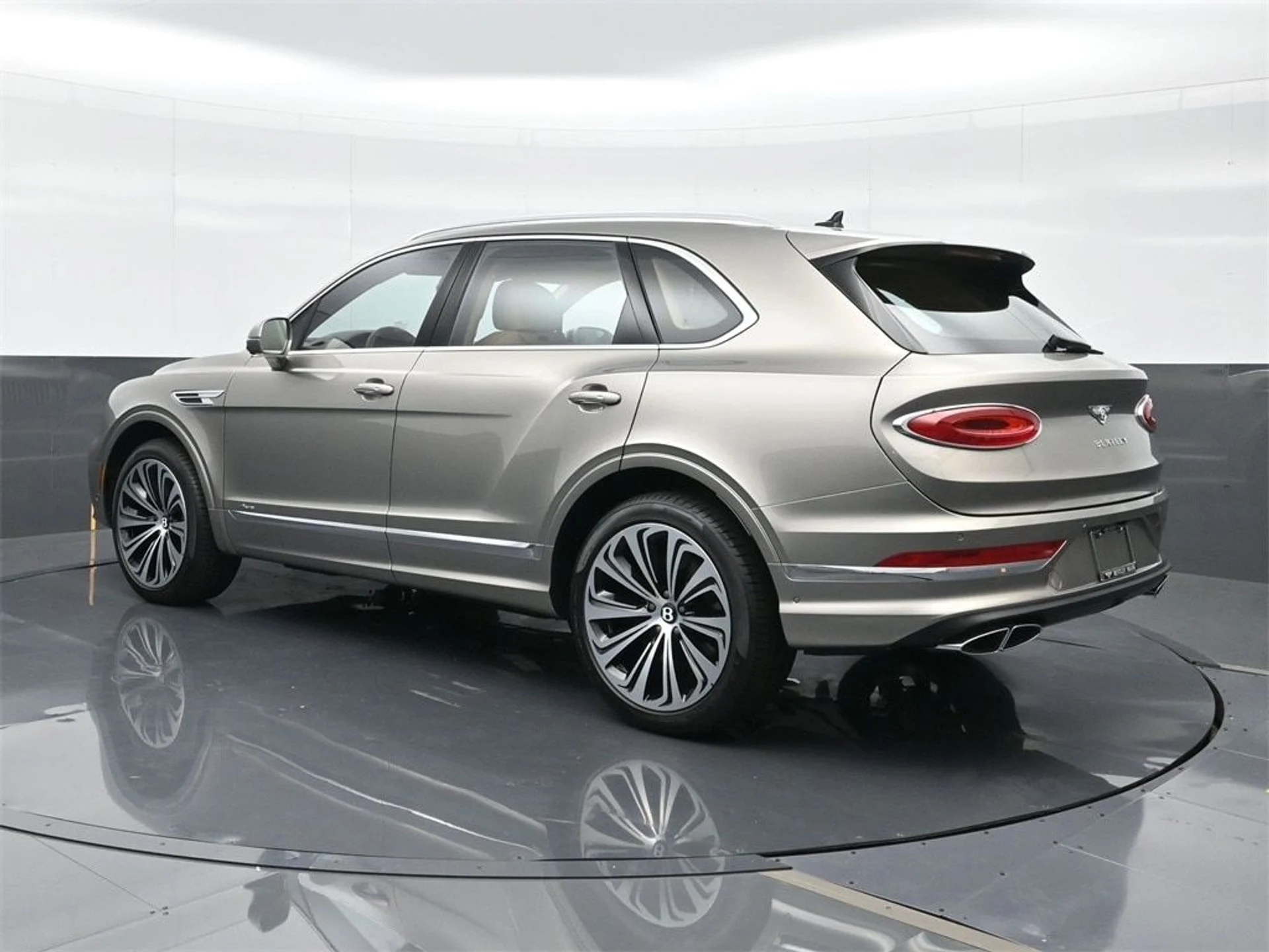 mph002_652977956_5f5468ddd05c6c7c15bef940dc90dcf8x_27d7604c8c