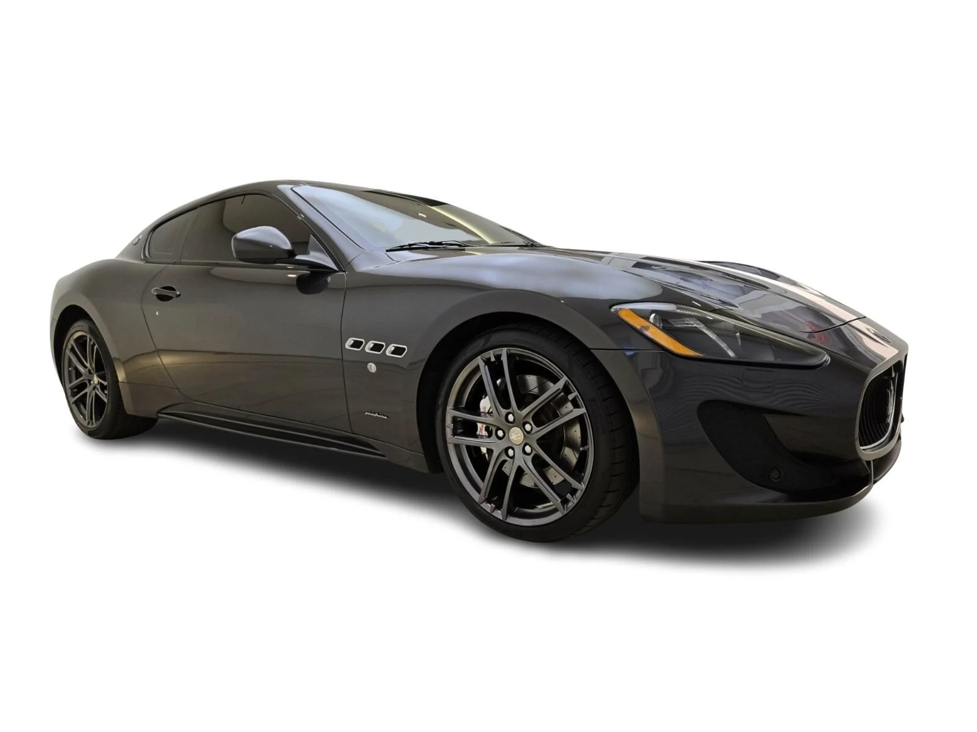 mph002_654279644_Used_2017_Maserati_Gran_Turismo_1762500405_8b7ffd5f41