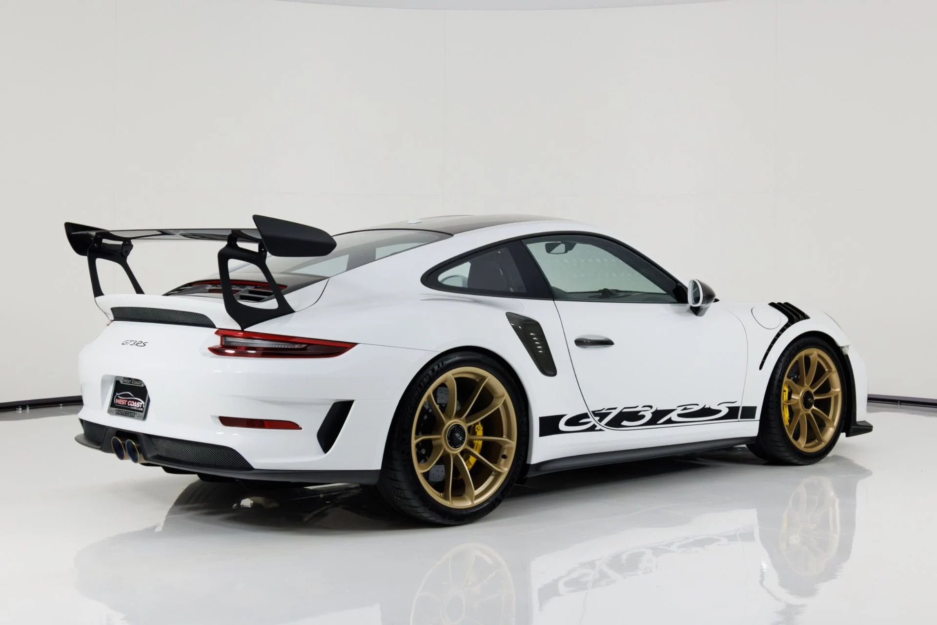 mph002_661728089_Used_2019_Porsche_911_GT_3_RS_1774651719_a9f31699b4