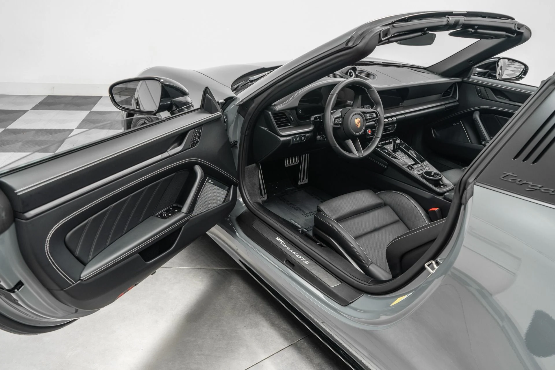 mph002_666071325_Used_2026_Porsche_911_Targa_4_GTS_1782165036_b1d777f1e8