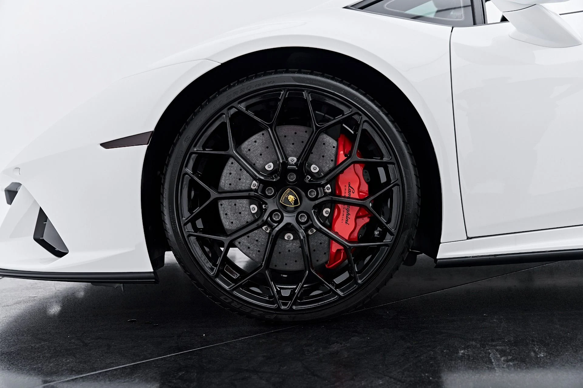 mph002_667340466_Used_2024_Lamborghini_Huracan_EVO_Base_1791337032_6fe3a8df51