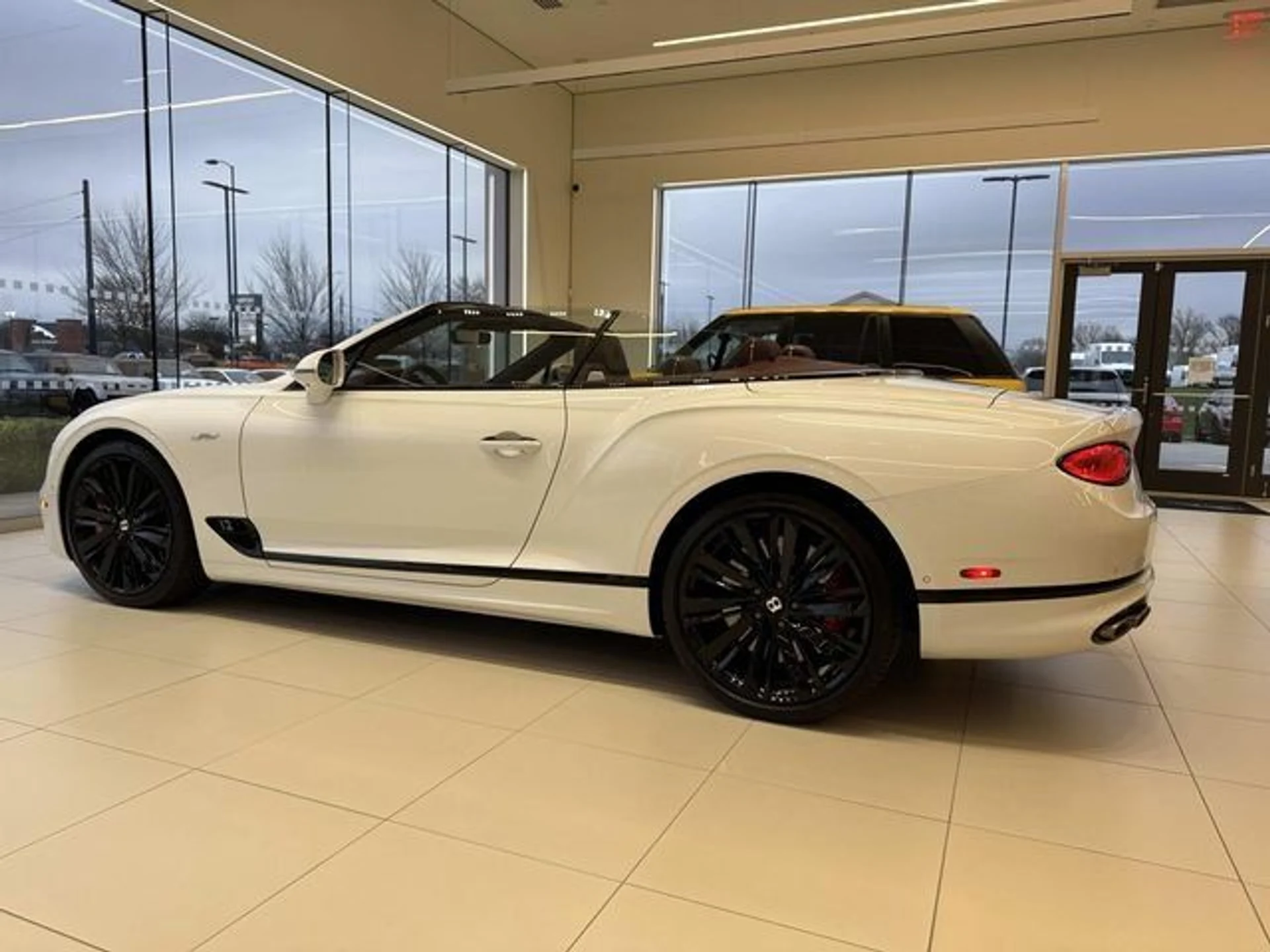 mph002_670989920_c885cb003fc2c926cb6978bf1c774f6c_0704d21acd