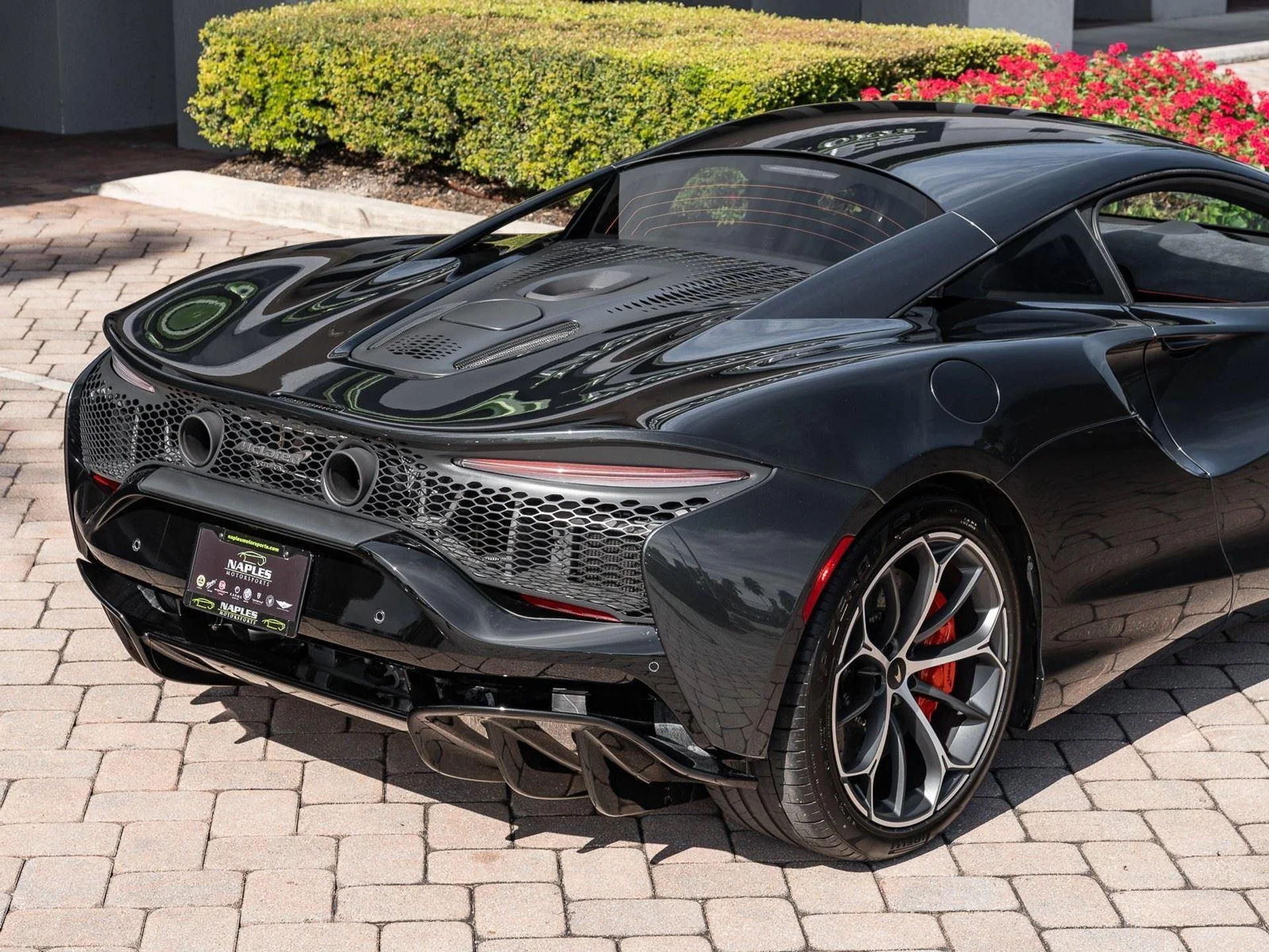 mph002_672004703_Used_2025_Mc_Laren_Artura_Coupe_1773864508_f0c61d27f0