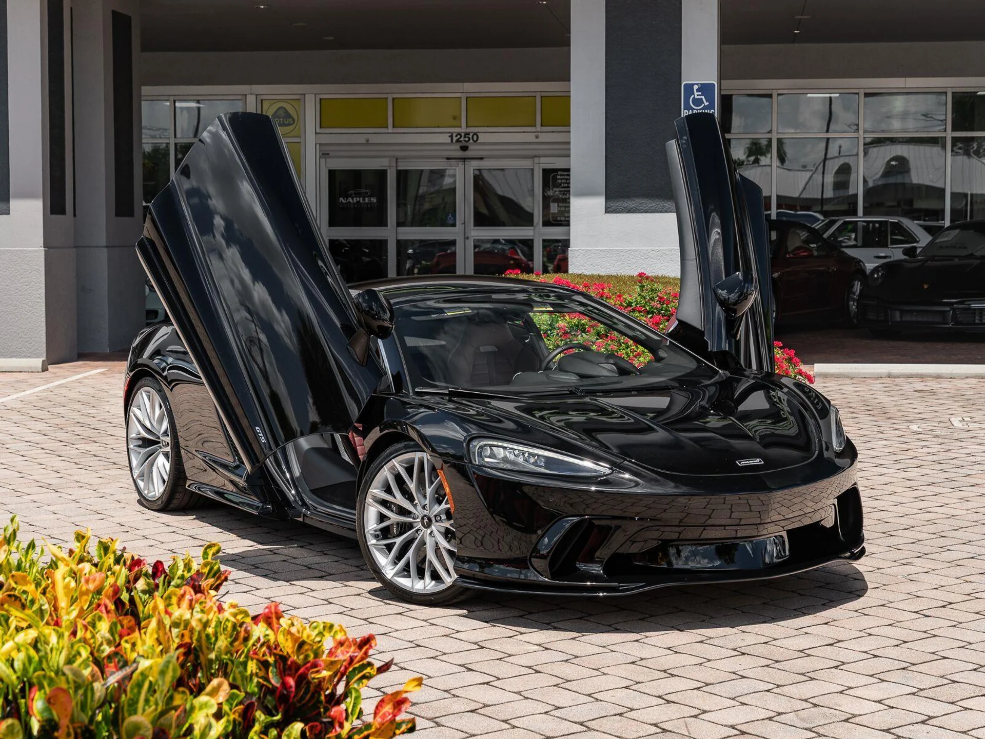 mph002_677396371_Used_2025_Mc_Laren_GTS_Performance_1784923314_0740b264e6