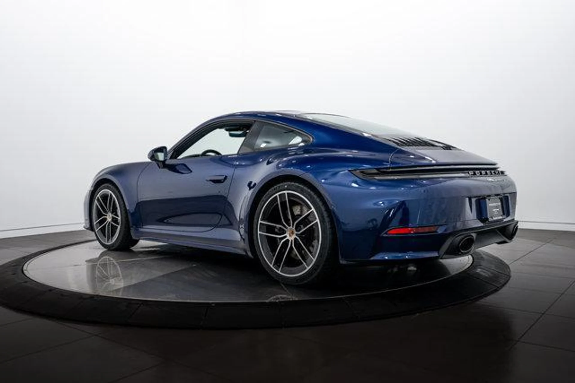 mph002_681301514_TP_0_H2r8_O_Rzv_J5vjhn_KJ_7_Eu_A45ww_c979c68249