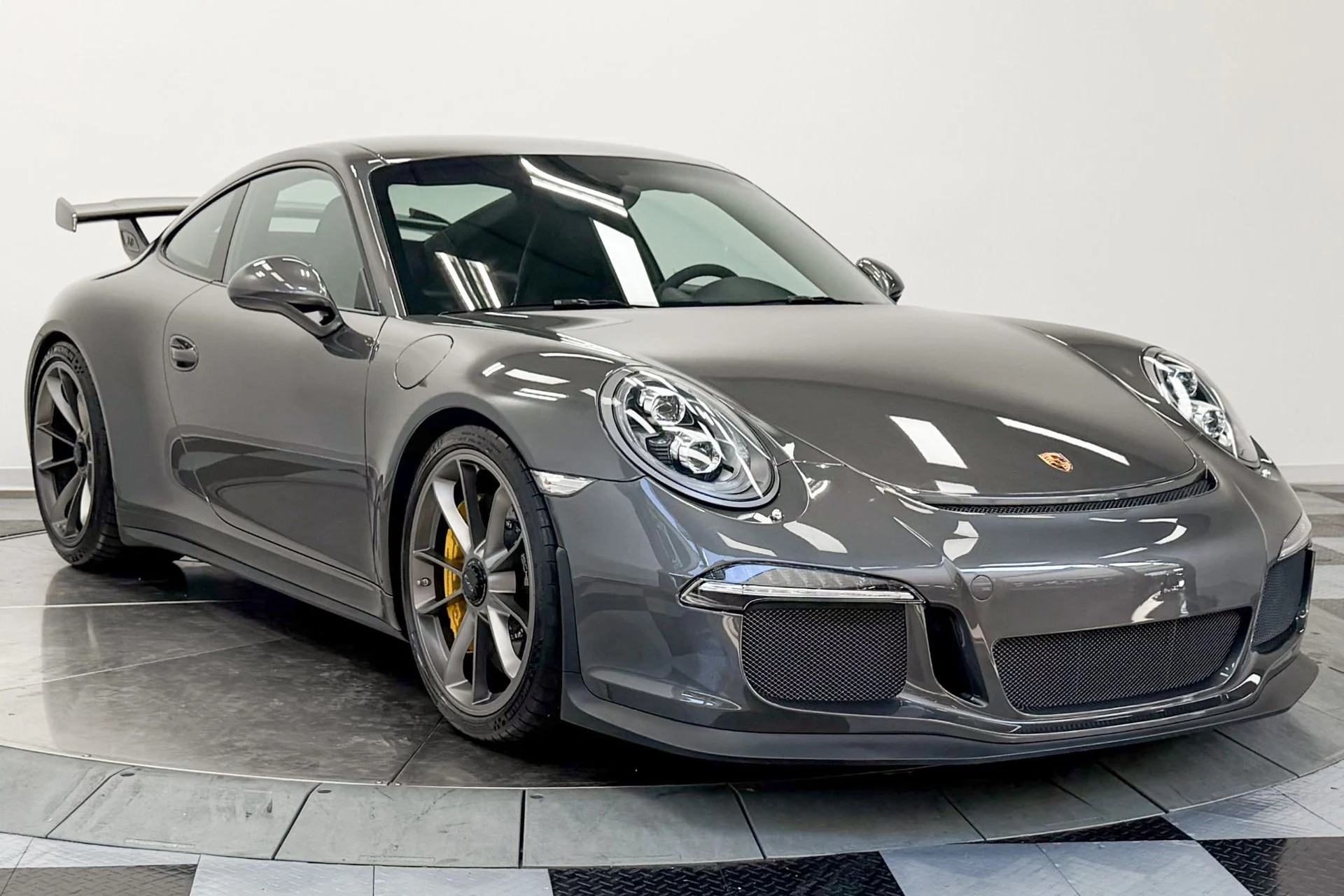 mph002_68507412_Used_2015_Porsche_911_GT_3_Carbon_Ceramic_Brakes_Low_Miles_Fresh_Service_1782928031_2763bc245d