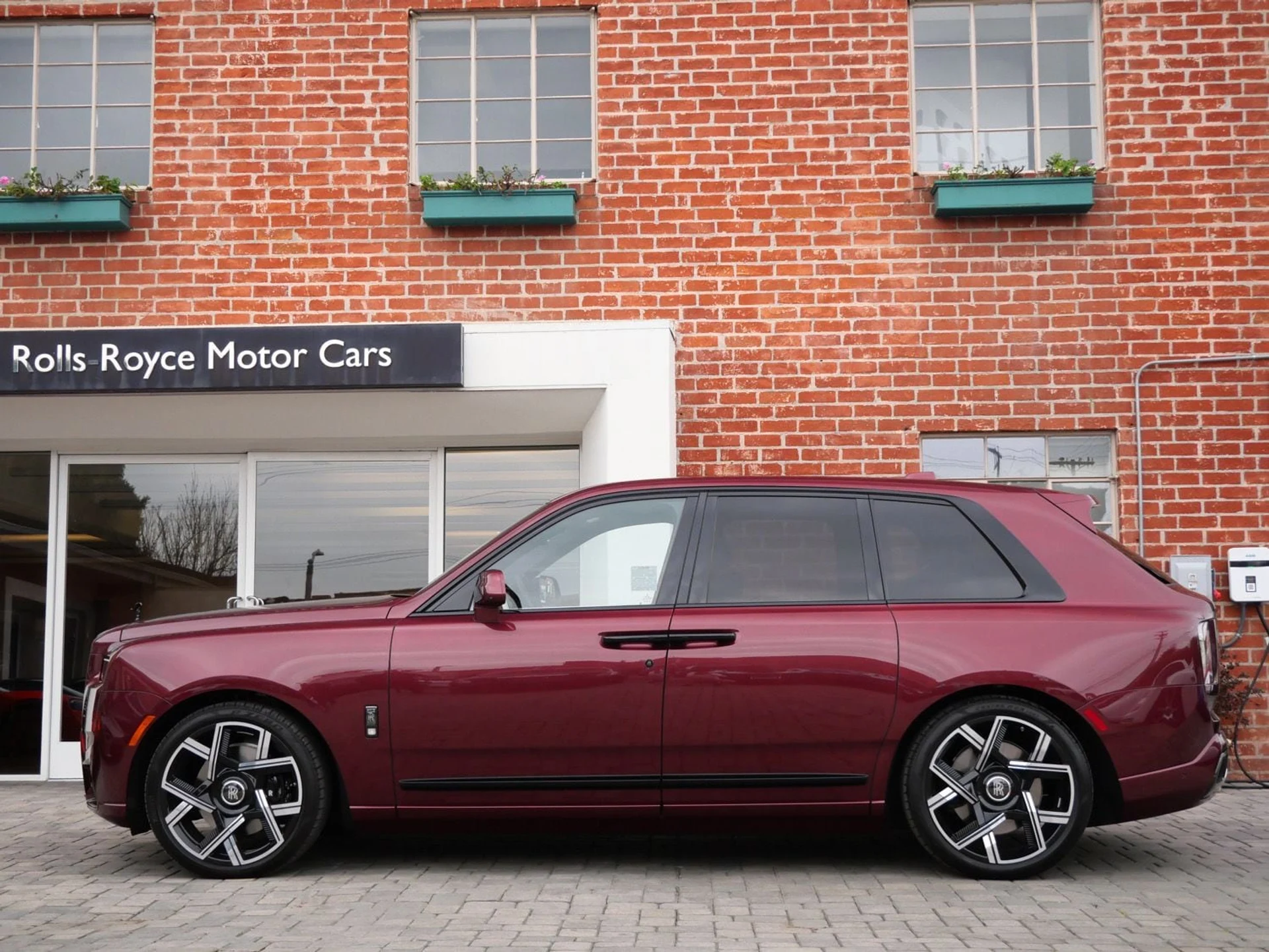 mph002_686663968_bf1e00b6ad3e8ef48ee1347d2f9b32bcx_277bef8917