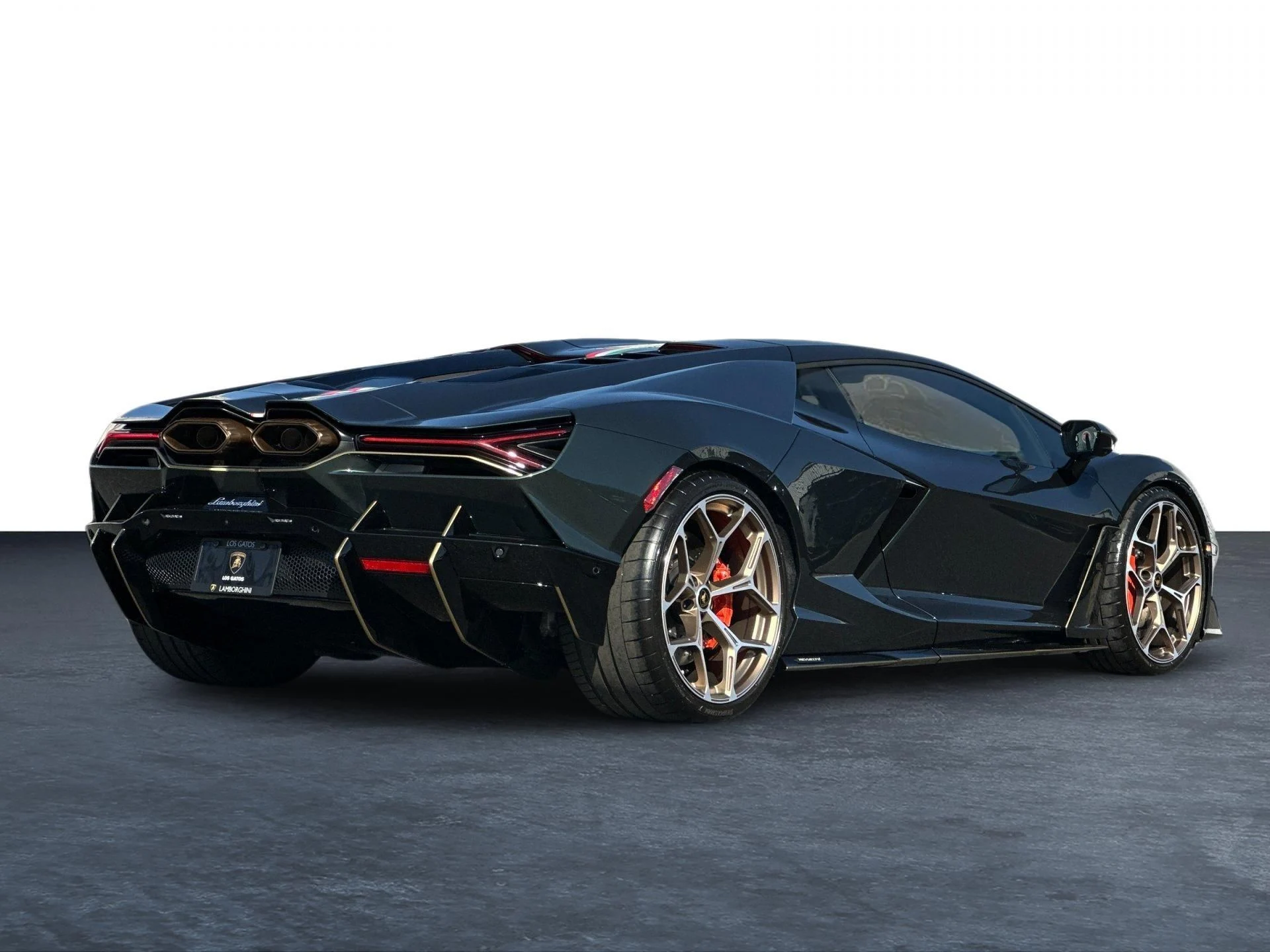 mph002_69407620_Used_2024_Lamborghini_Revuelto_1756303813_7946cef543