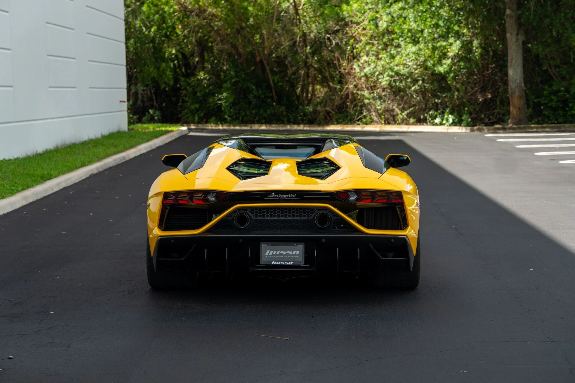 mph002_699481933_Used_2022_Lamborghini_Aventador_LP_780_4_Ultimae_1757714109_be25e22d30