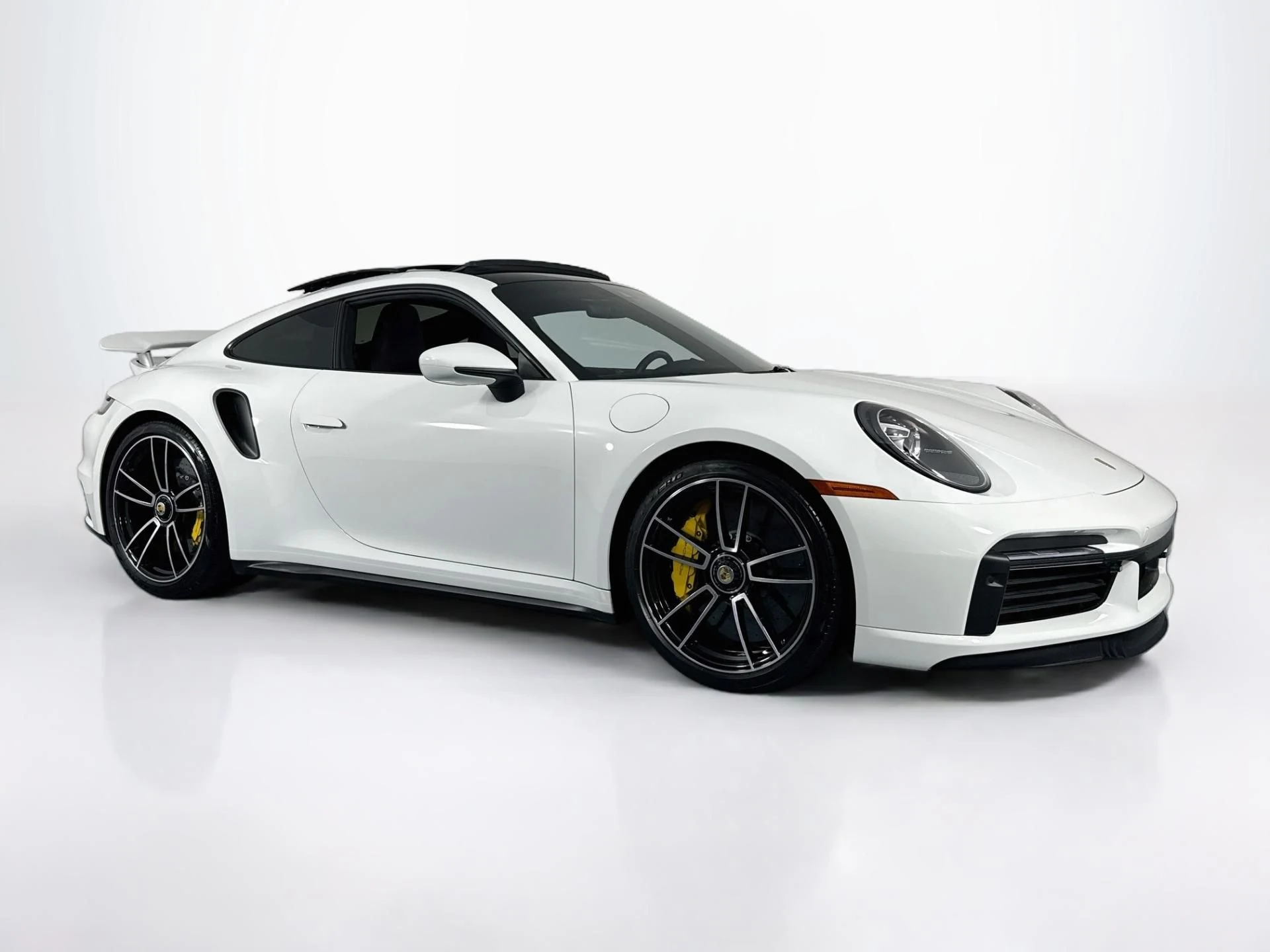 mph002_7042992_Used_2024_Porsche_911_Turbo_S_1788891703_0908ccc491