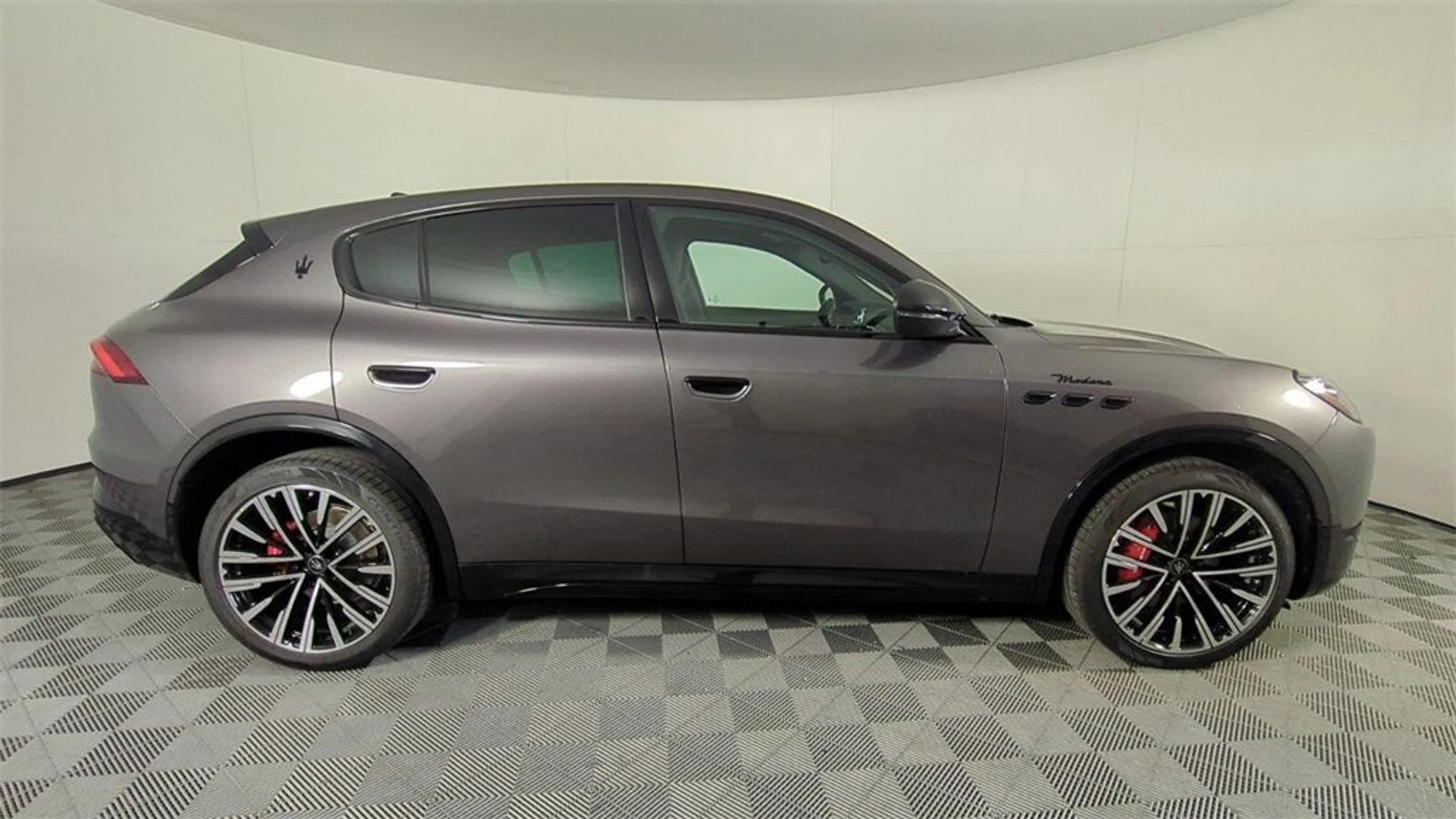 mph002_704519849_9e72bbc89692500b2dfeb1116d44ca51_0ccb7332d8