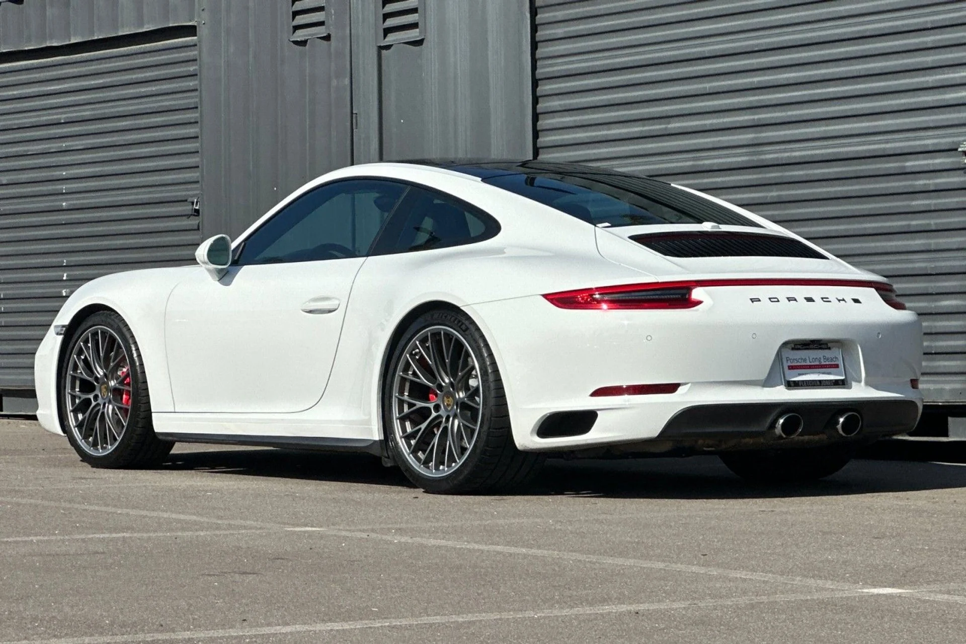 mph002_71185848_a83c0459422faa8e2c769fd9673fcf5a_e342b9b815