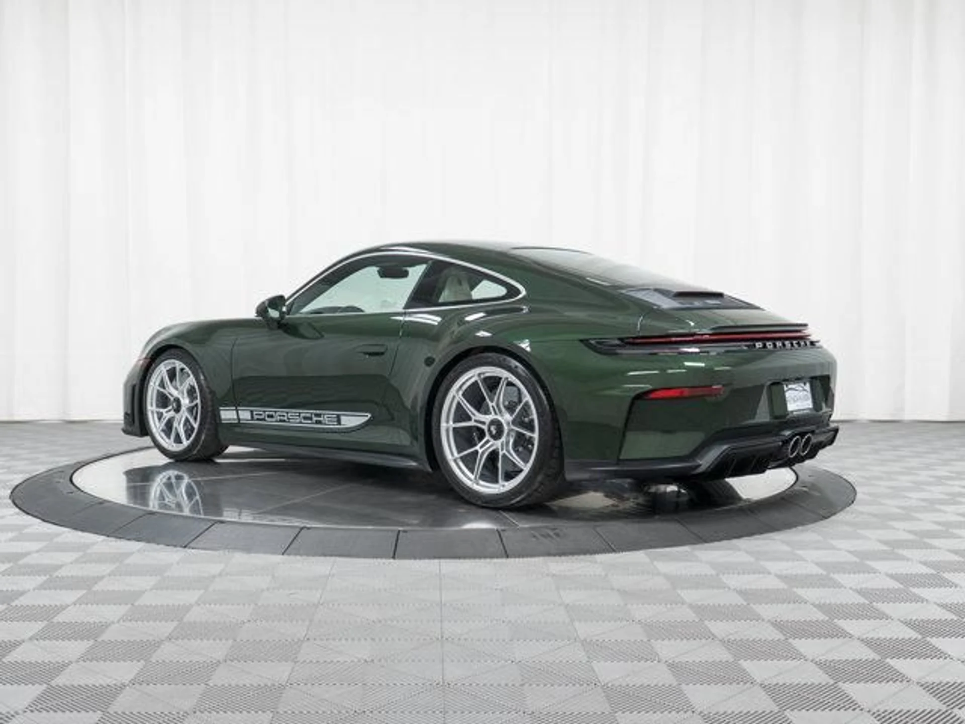 mph002_719526080_xt0jt7pgbi_F1_XO_Ur_KJTI_Ds_U59_VQ_f37302adf0