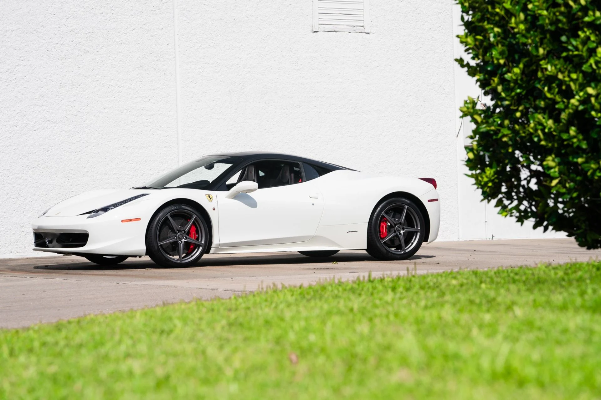 mph002_735018913_Used_2015_Ferrari_458_Italia_1757709608_08efd9d06e